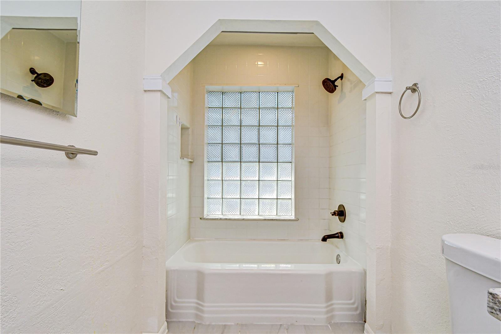 Image 19 of 54 For 4309 Renellie Drive