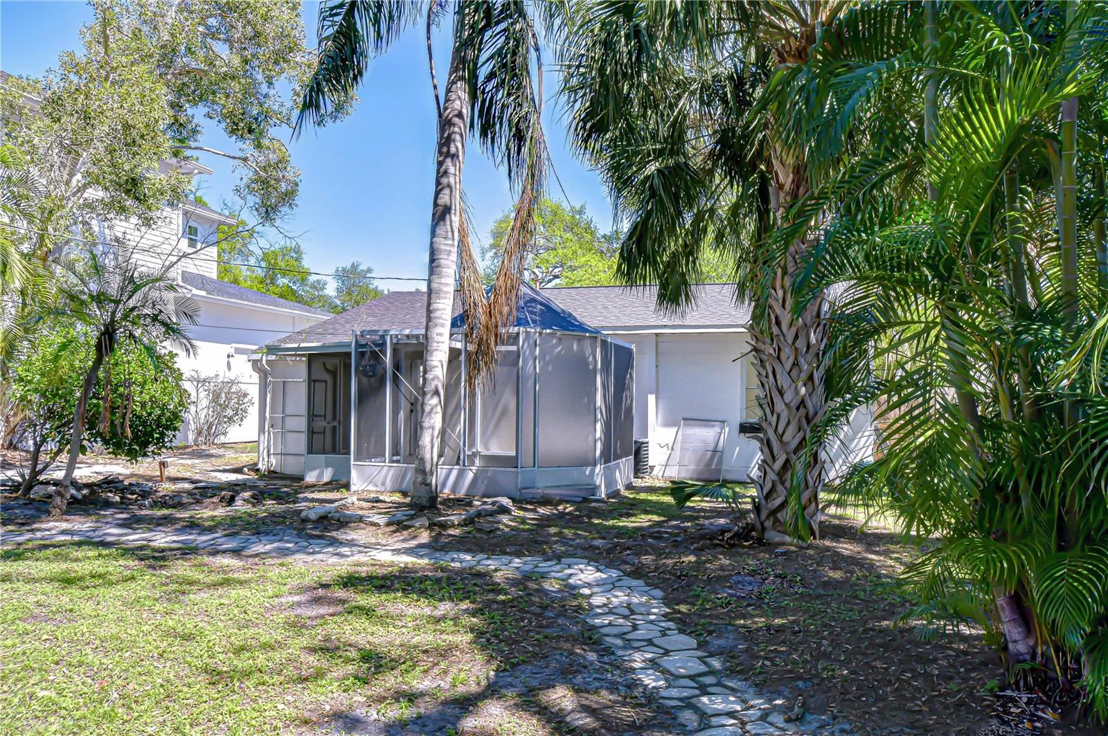 Image 32 of 54 For 4309 Renellie Drive