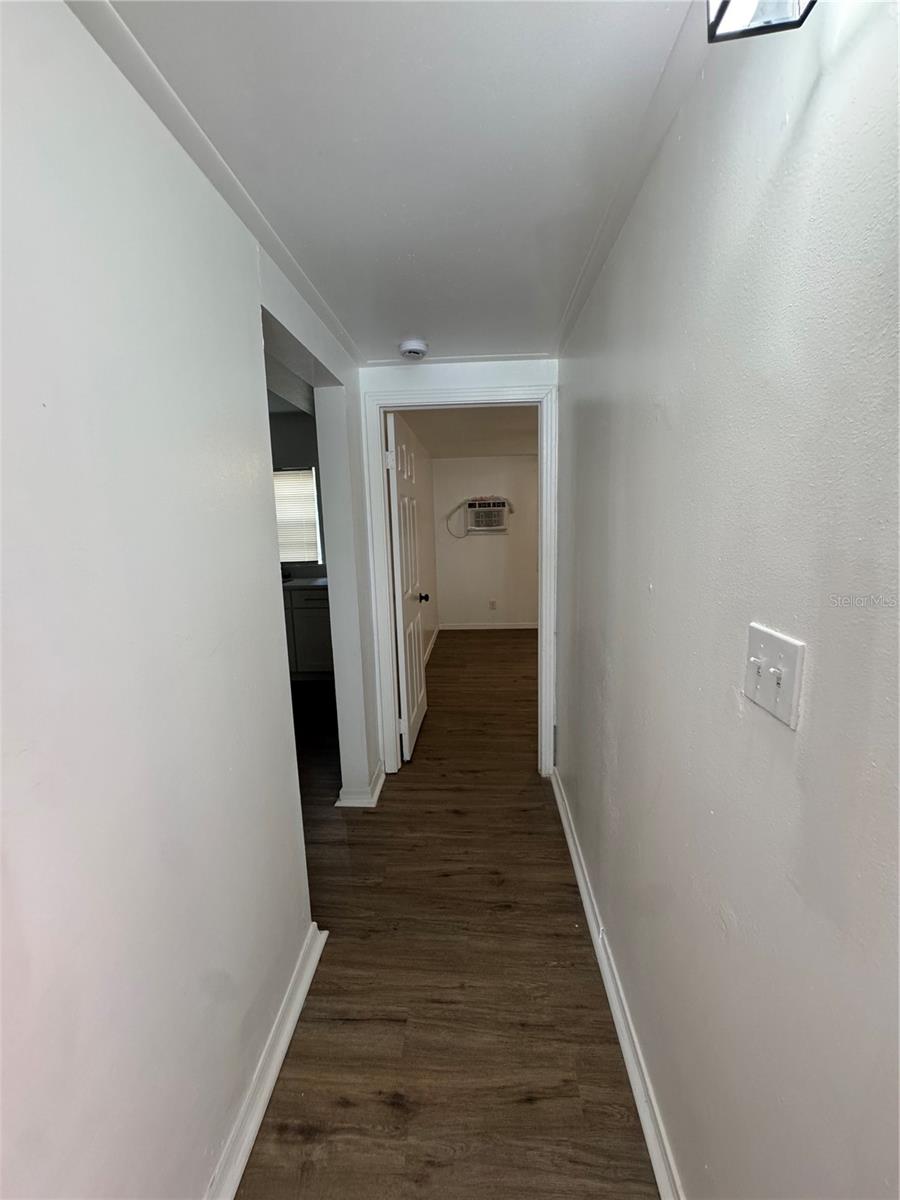 Image 3 of 14 For 2016 Clifton Street B