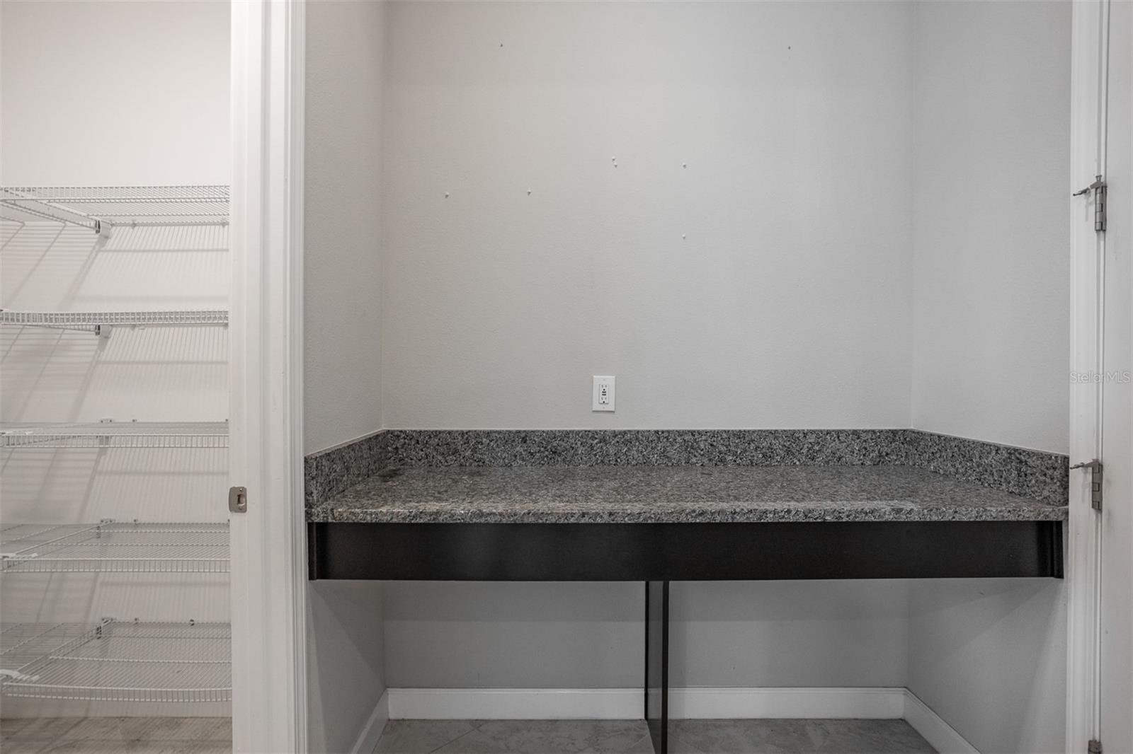 Image 22 of 54 For 11715 Navajo Sandstone Street