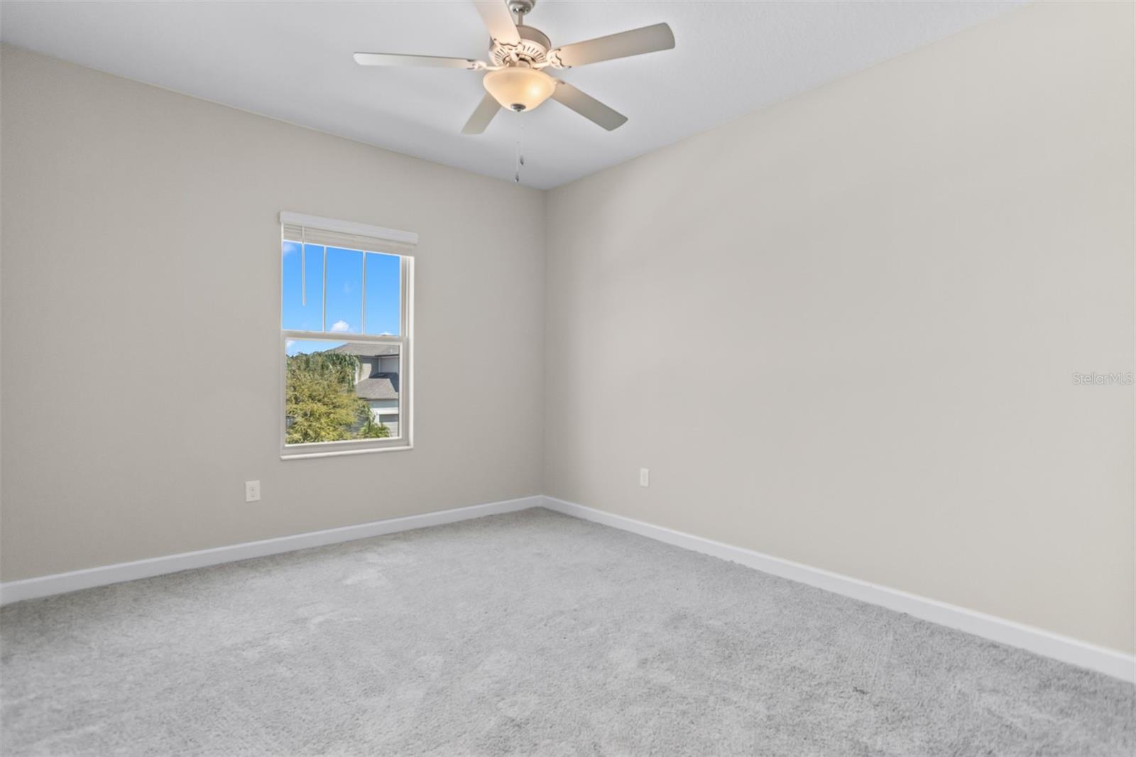 Image 30 of 54 For 11715 Navajo Sandstone Street