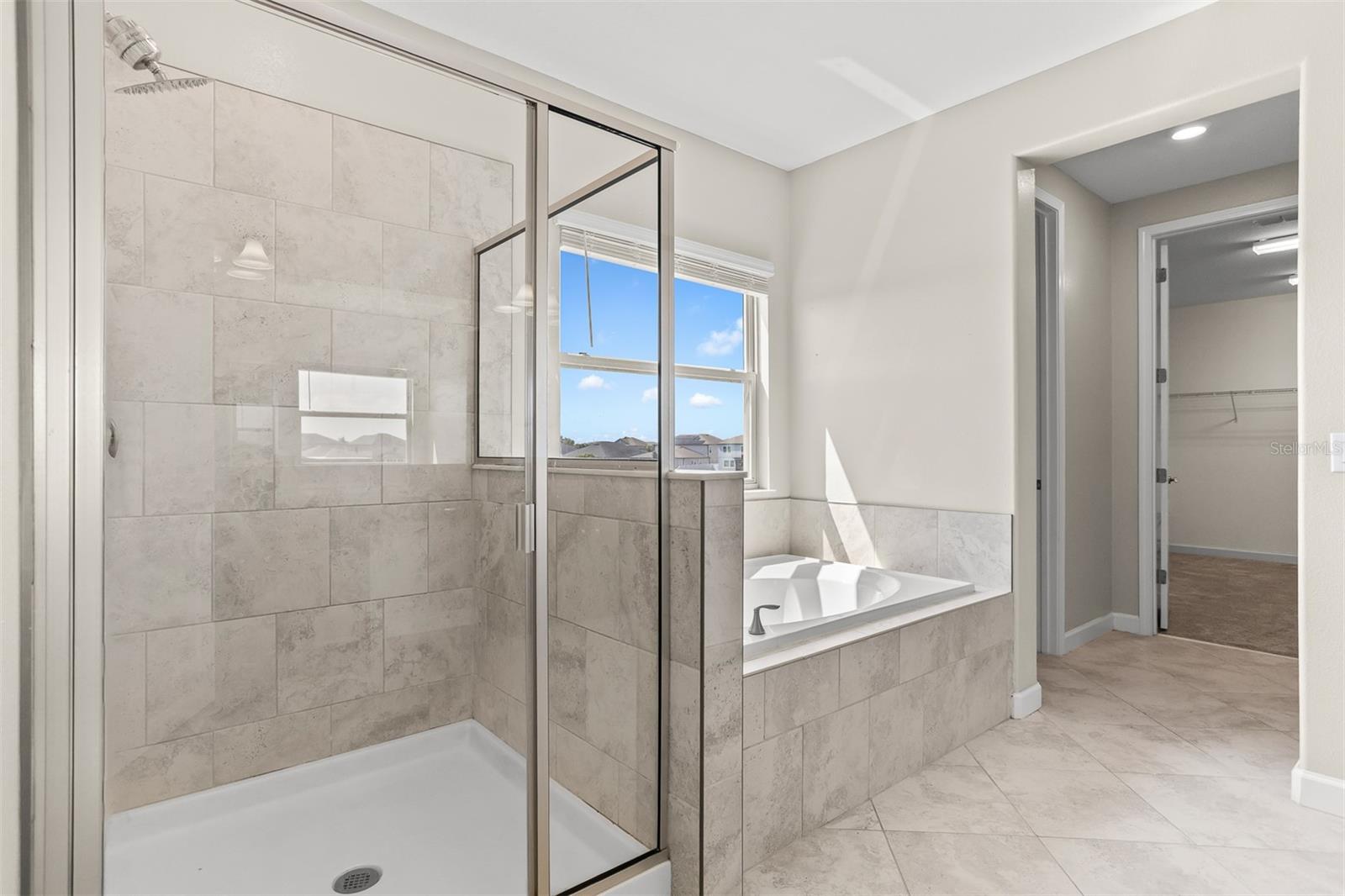 Image 38 of 54 For 11715 Navajo Sandstone Street