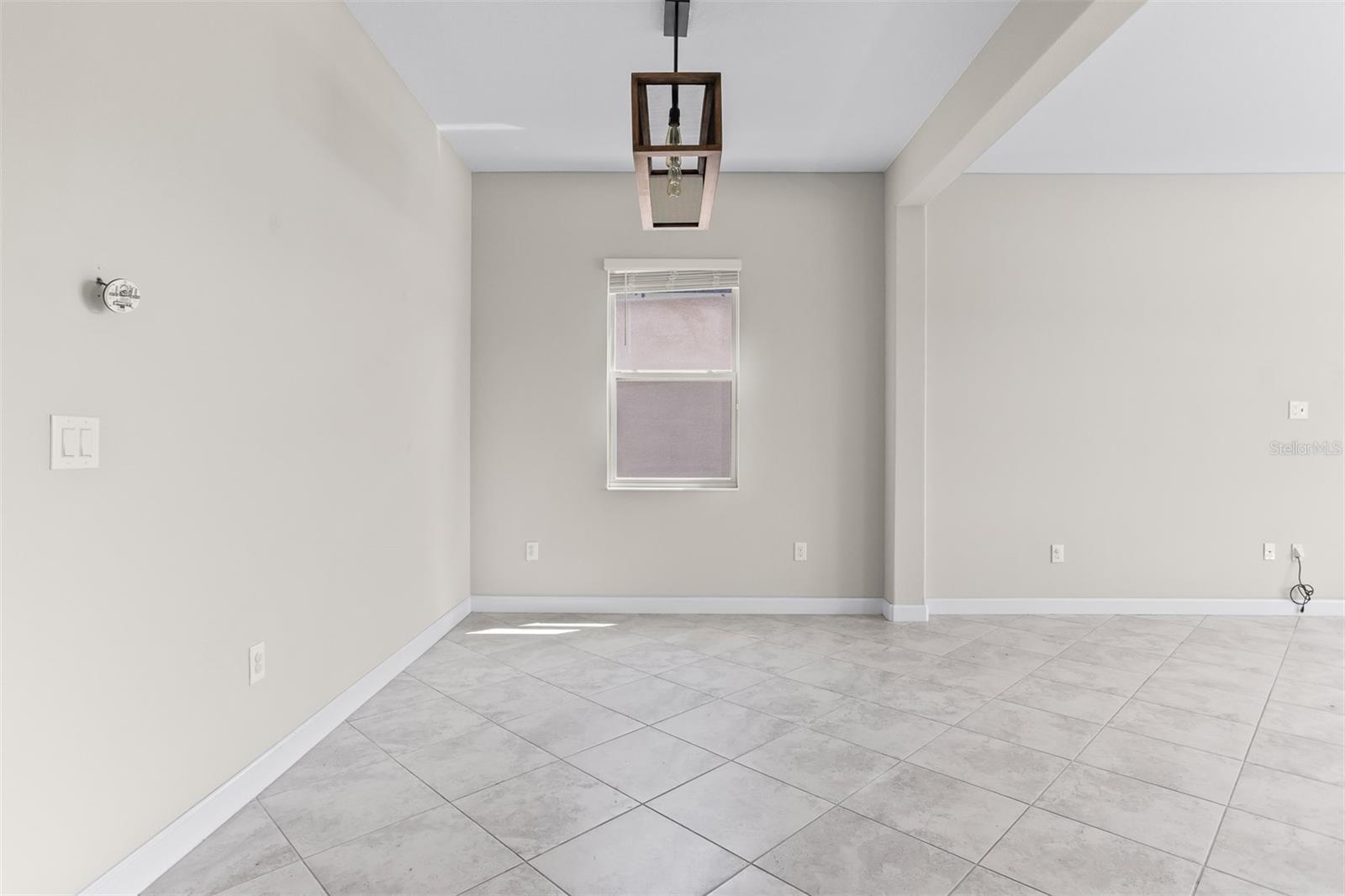 Image 45 of 54 For 11715 Navajo Sandstone Street