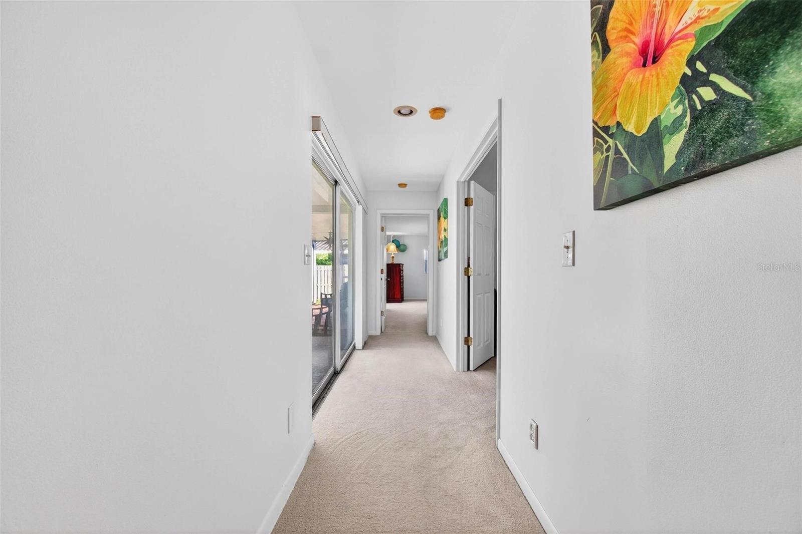 Image 18 of 43 For 10100 Commodore Drive