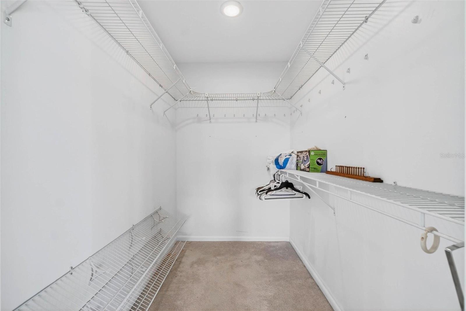 Image 32 of 43 For 10100 Commodore Drive