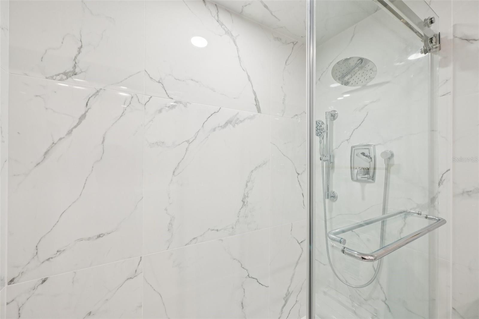 Image 15 of 46 For 2450 Harbourside Drive 244