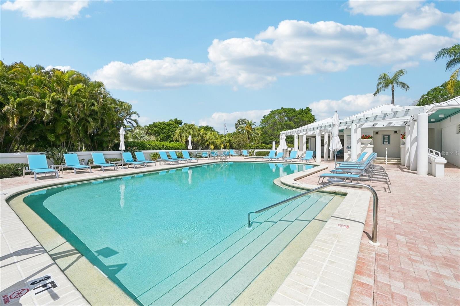 Image 37 of 46 For 2450 Harbourside Drive 244