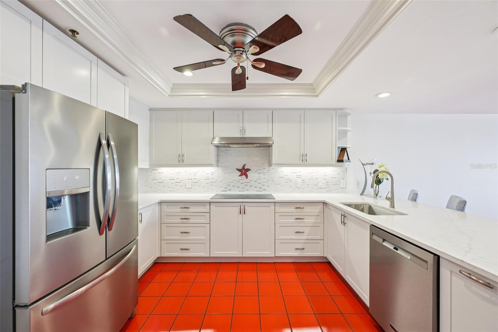 Image 7 of 46 For 2450 Harbourside Drive 244