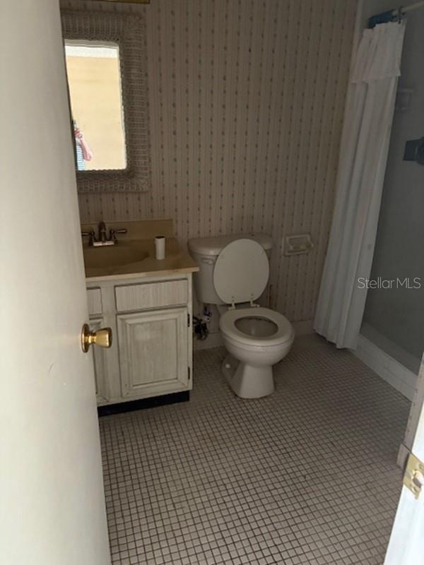 Listing photo id 11 for 2980 Haines Bayshore Road 109