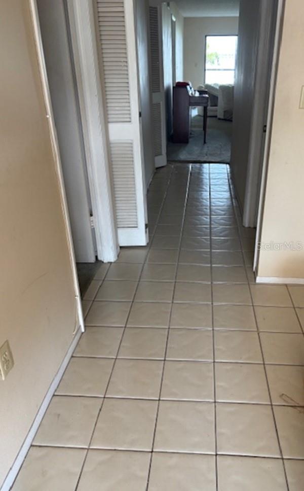 Listing photo id 2 for 2980 Haines Bayshore Road 109