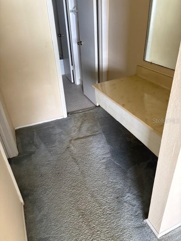 Listing photo id 7 for 2980 Haines Bayshore Road 109