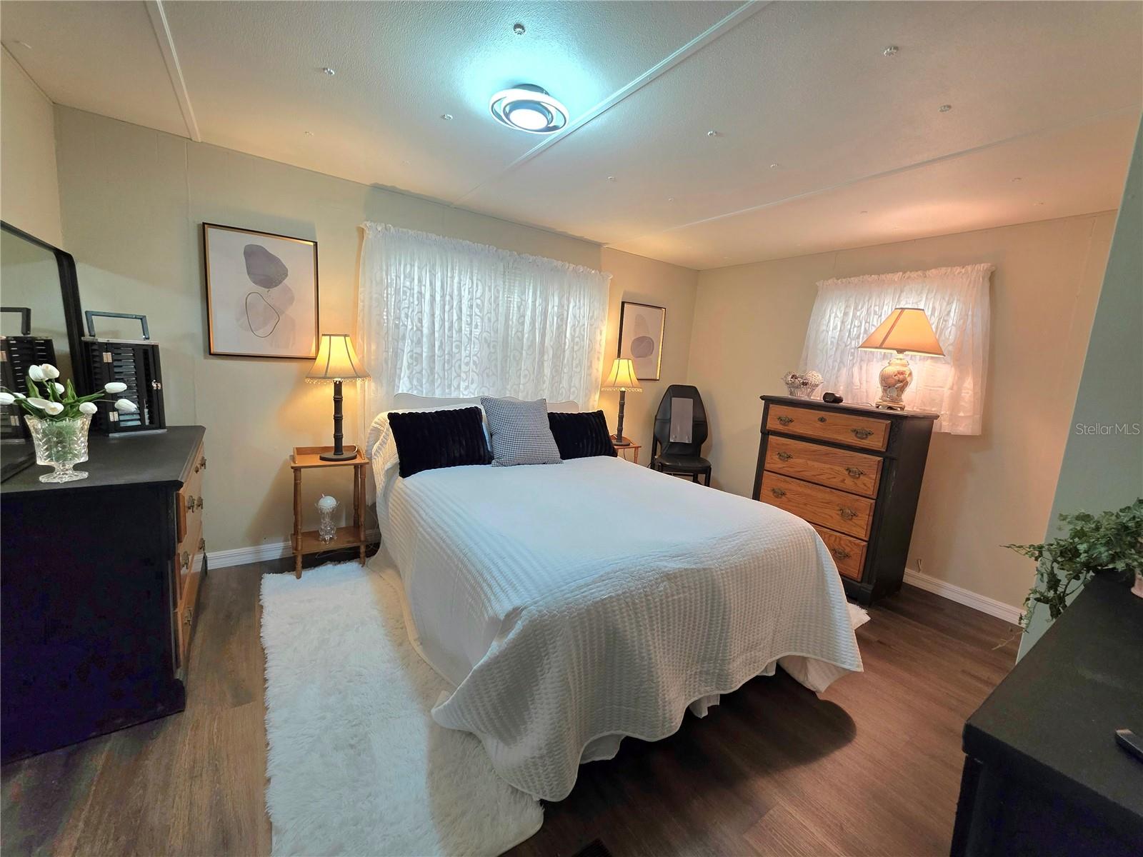 Image 25 of 62 For 37135 Sandra Avenue