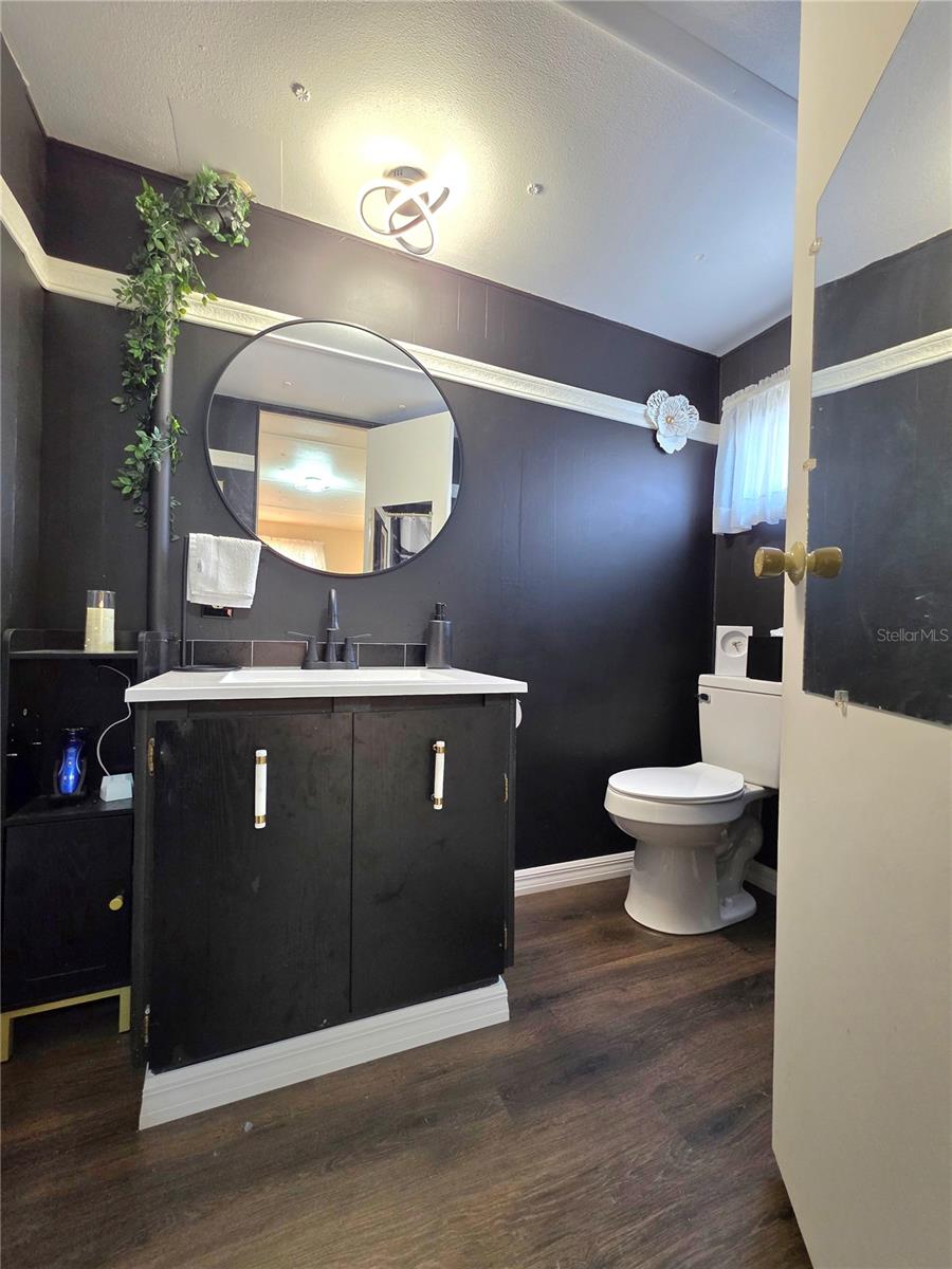 Image 28 of 62 For 37135 Sandra Avenue