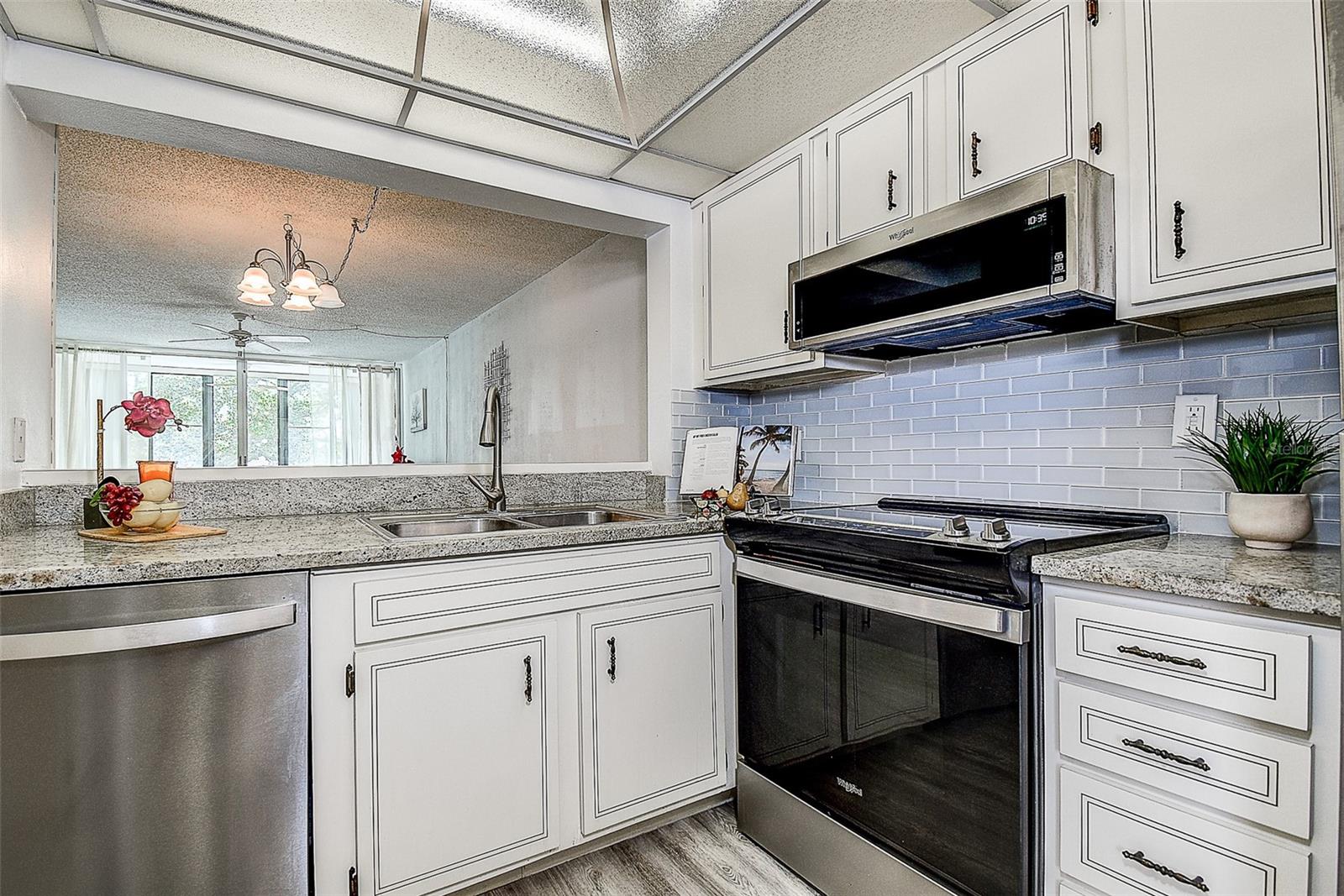 Image 3 of 45 For 12300 Vonn Road 7203