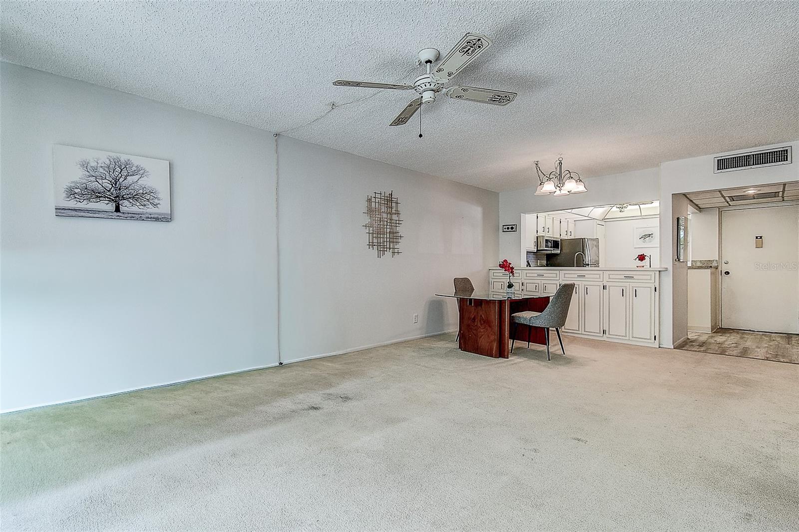 Image 7 of 45 For 12300 Vonn Road 7203