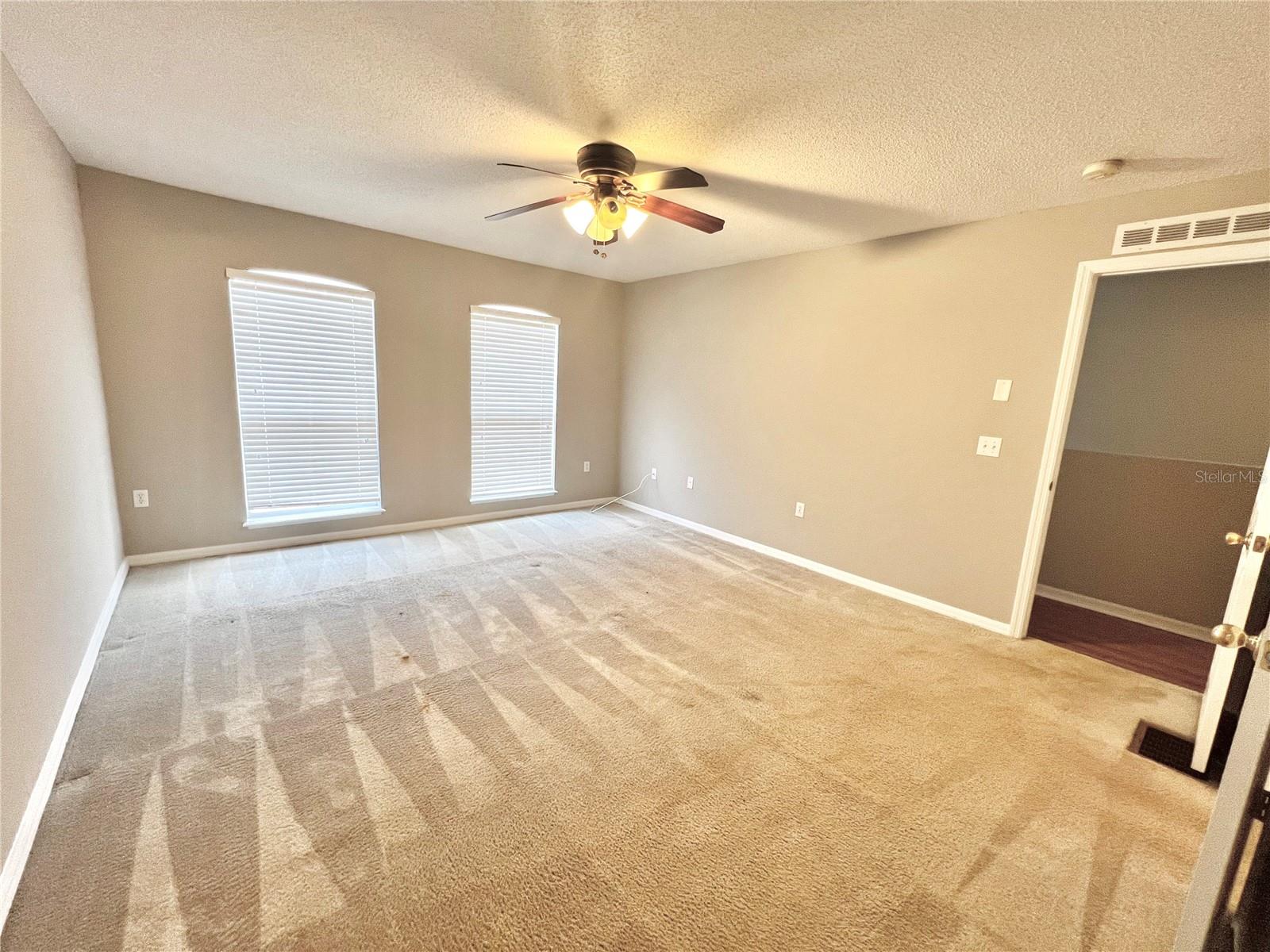 Image 11 of 26 For 4679 Ashburn Square Drive