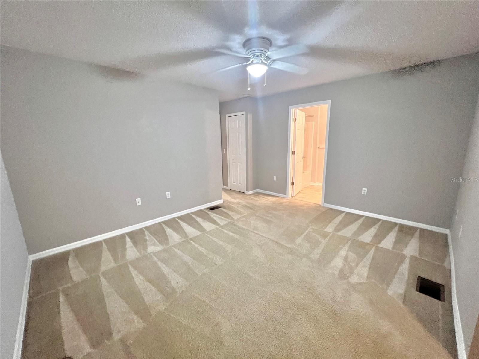 Image 16 of 26 For 4679 Ashburn Square Drive