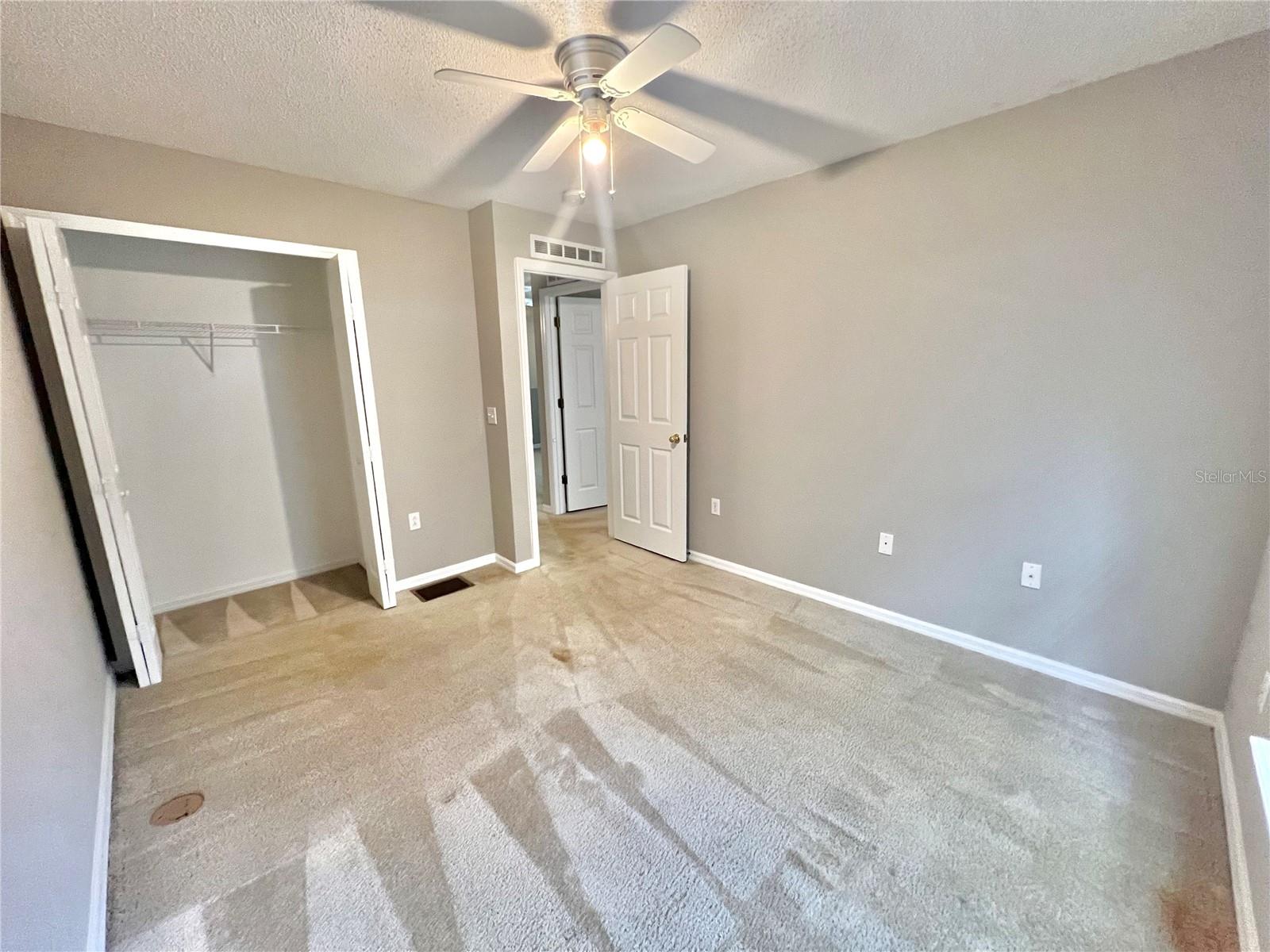 Image 21 of 26 For 4679 Ashburn Square Drive