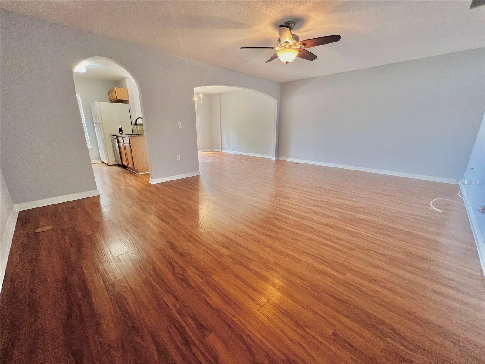 Image 4 of 26 For 4679 Ashburn Square Drive