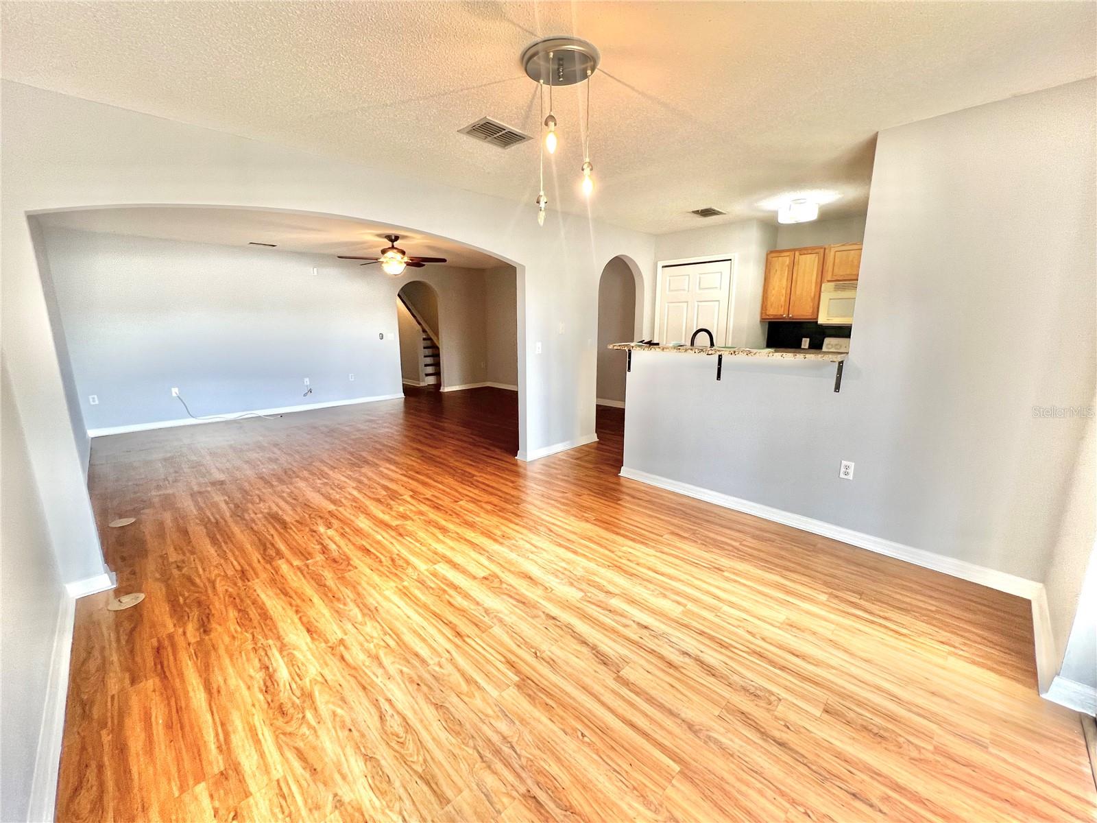 Image 6 of 26 For 4679 Ashburn Square Drive