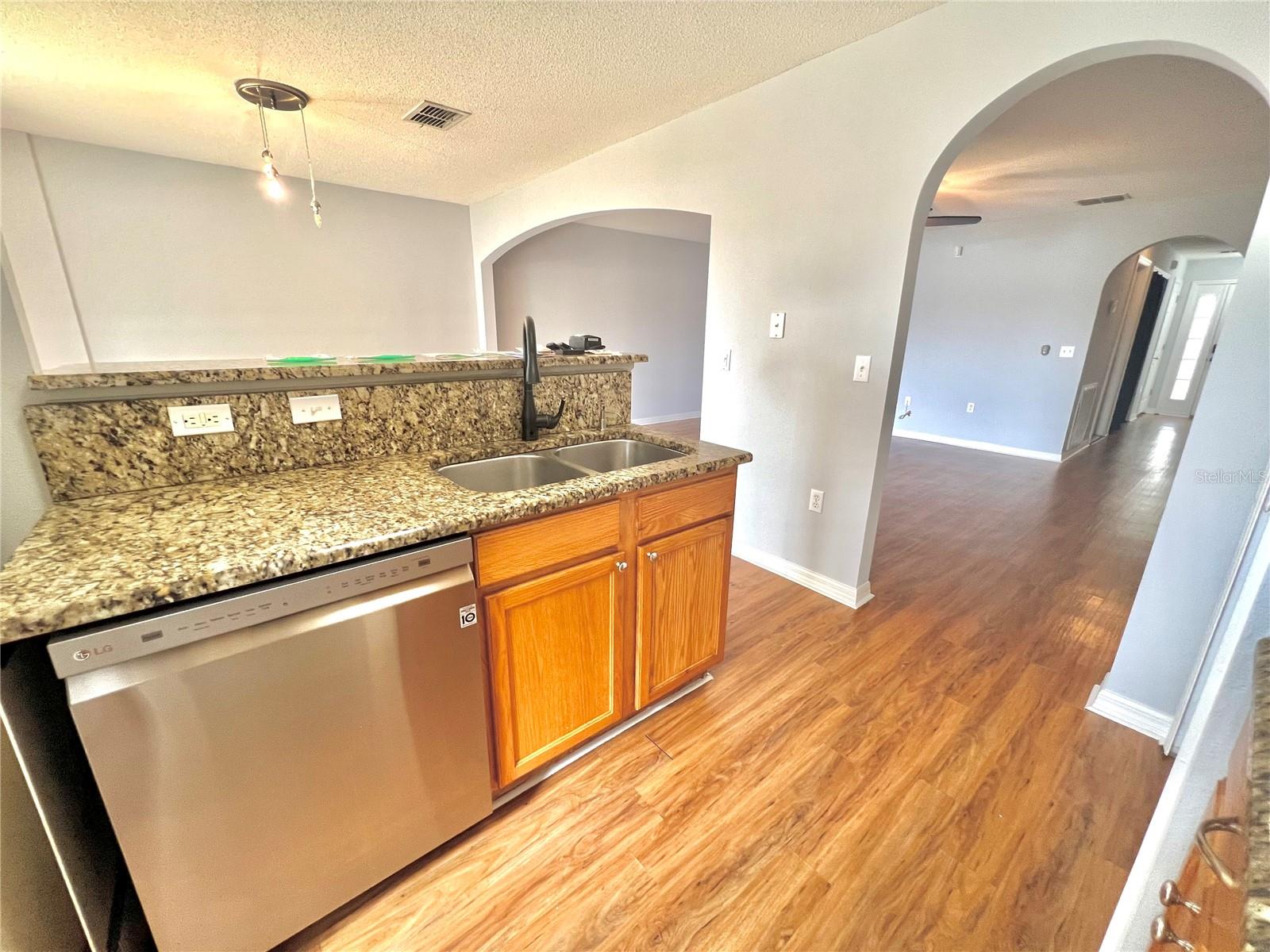 Image 8 of 26 For 4679 Ashburn Square Drive