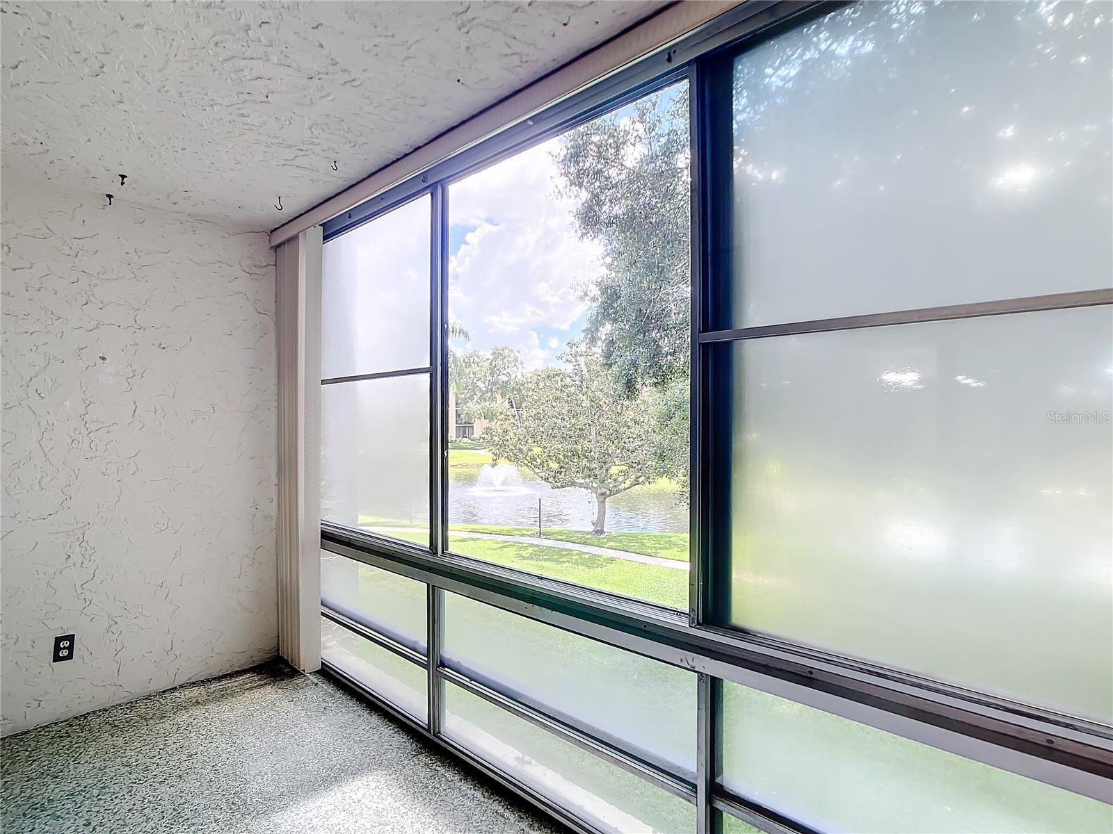 Image 20 of 40 For 14130 Rosemary Lane 3215