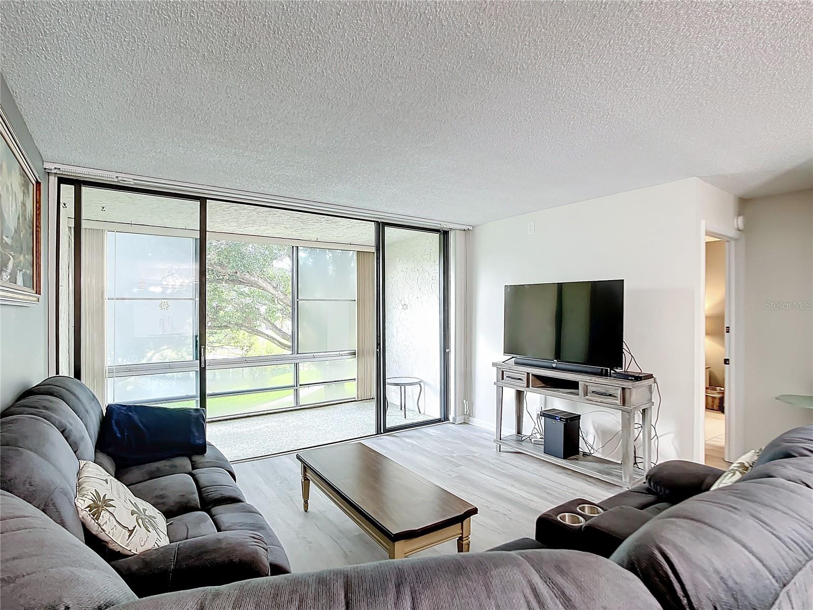 Image 5 of 40 For 14130 Rosemary Lane 3215