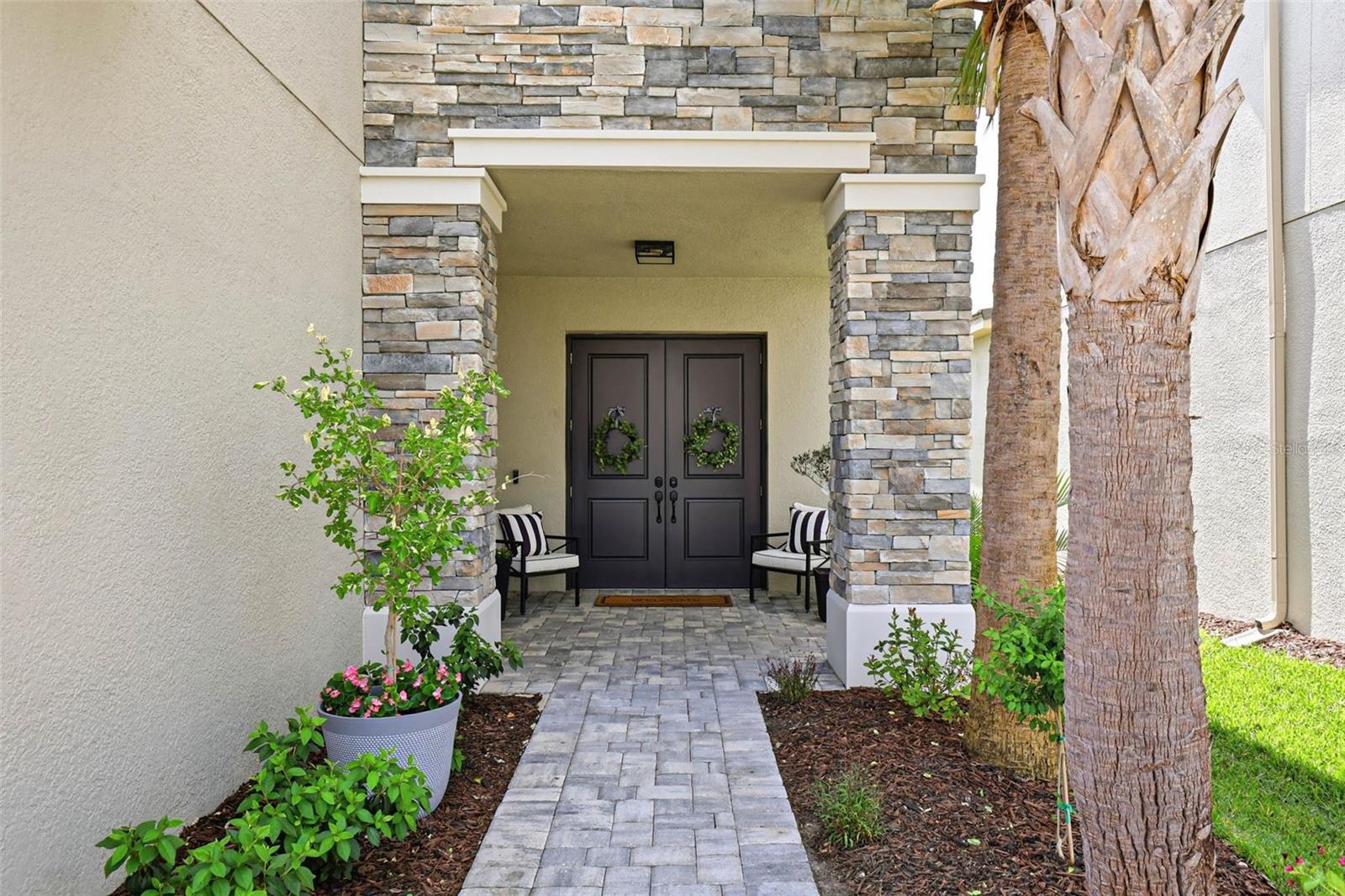 Image 4 of 88 For 32490 Tree Of Life Avenue