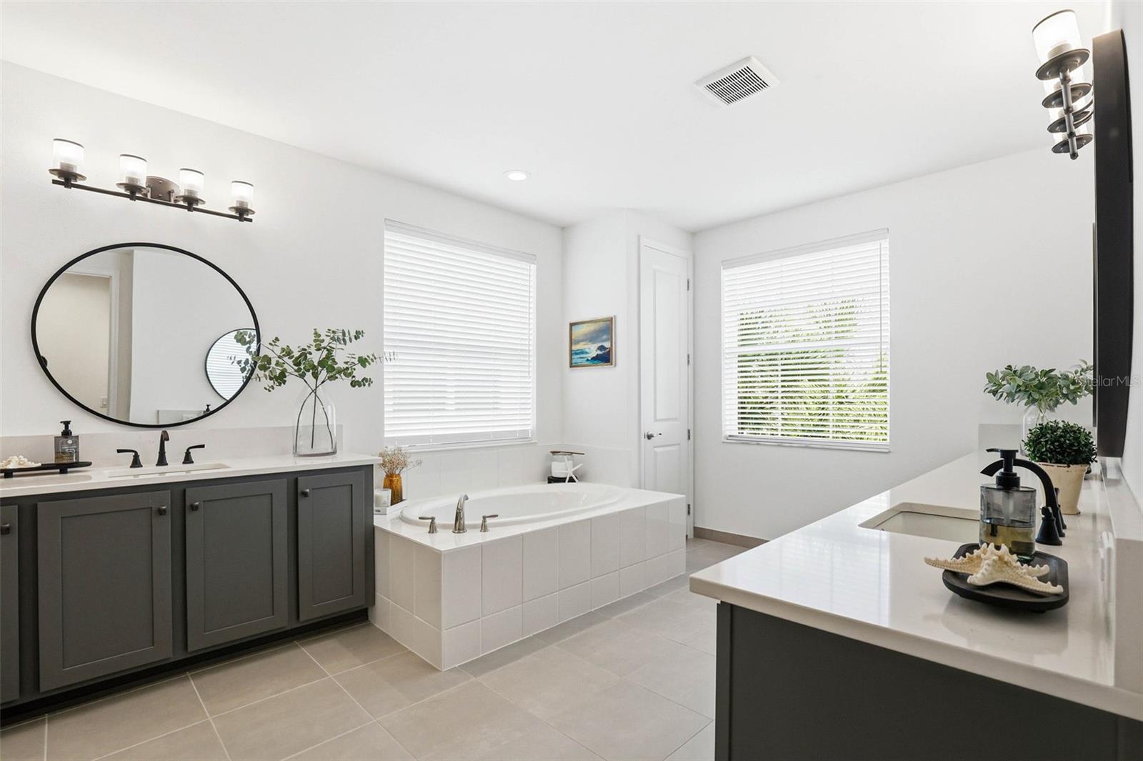 Image 55 of 88 For 32490 Tree Of Life Avenue