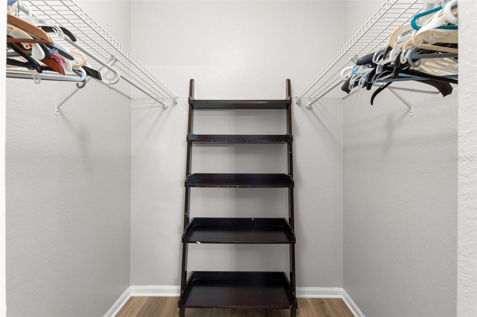 Image 23 of 38 For 2200 Tuscany Trace 15