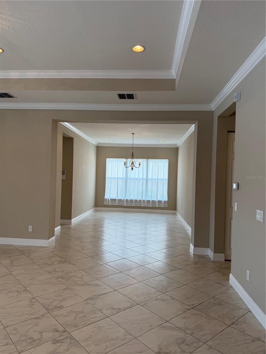 Image 19 of 72 For 16015 Cape Coral Drive