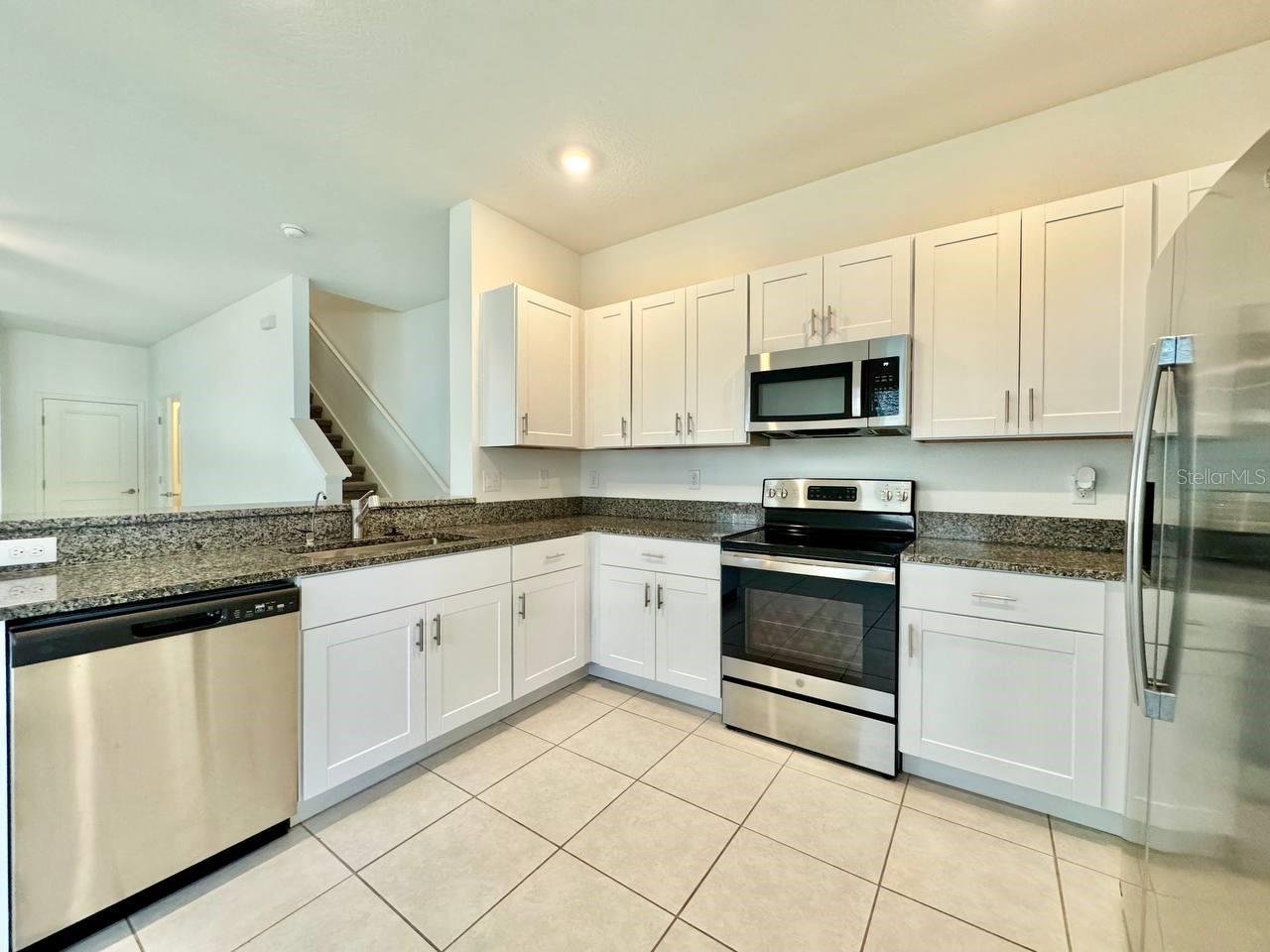 Image 10 of 39 For 6093 Acara Lane