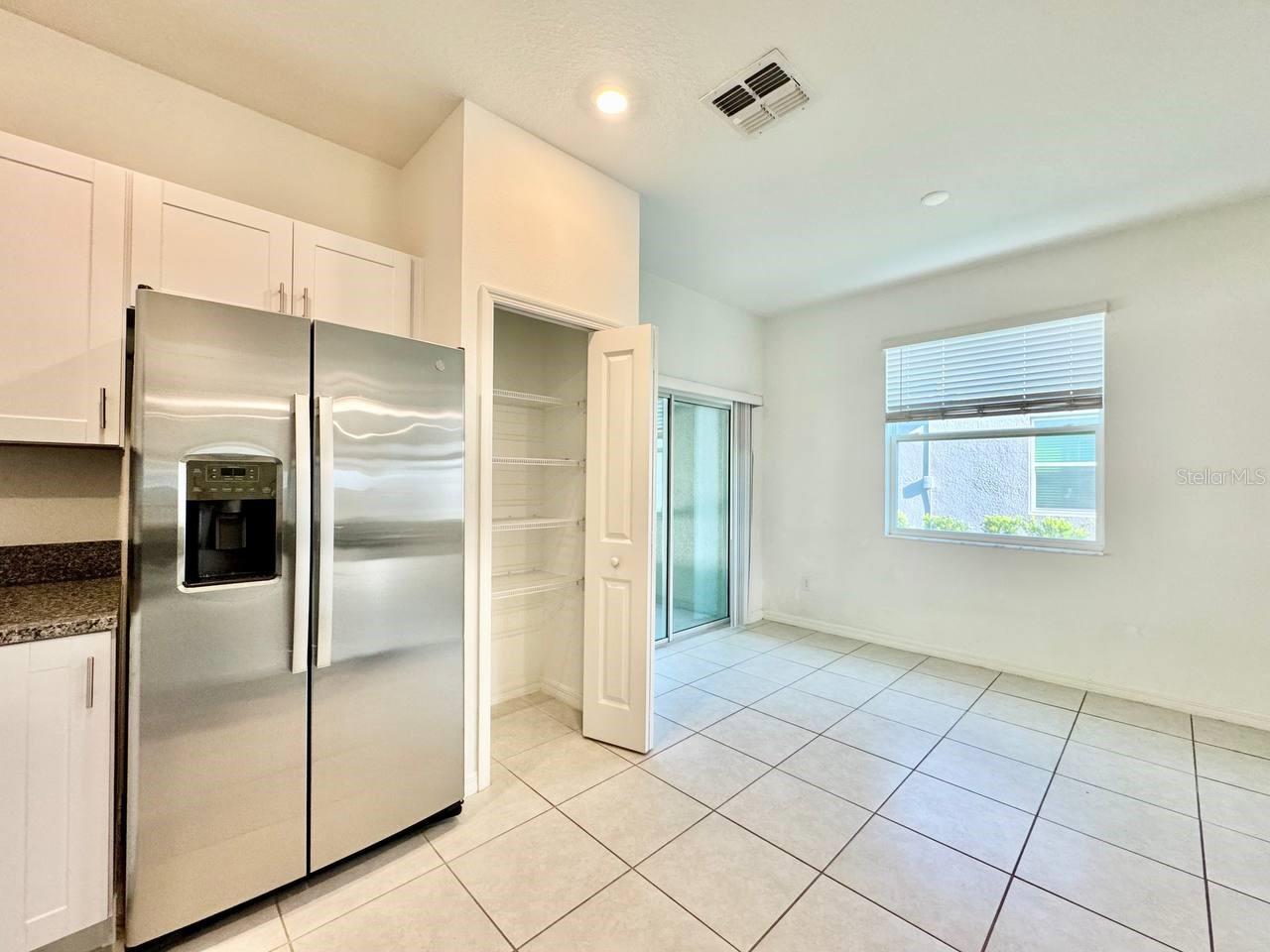 Image 12 of 39 For 6093 Acara Lane