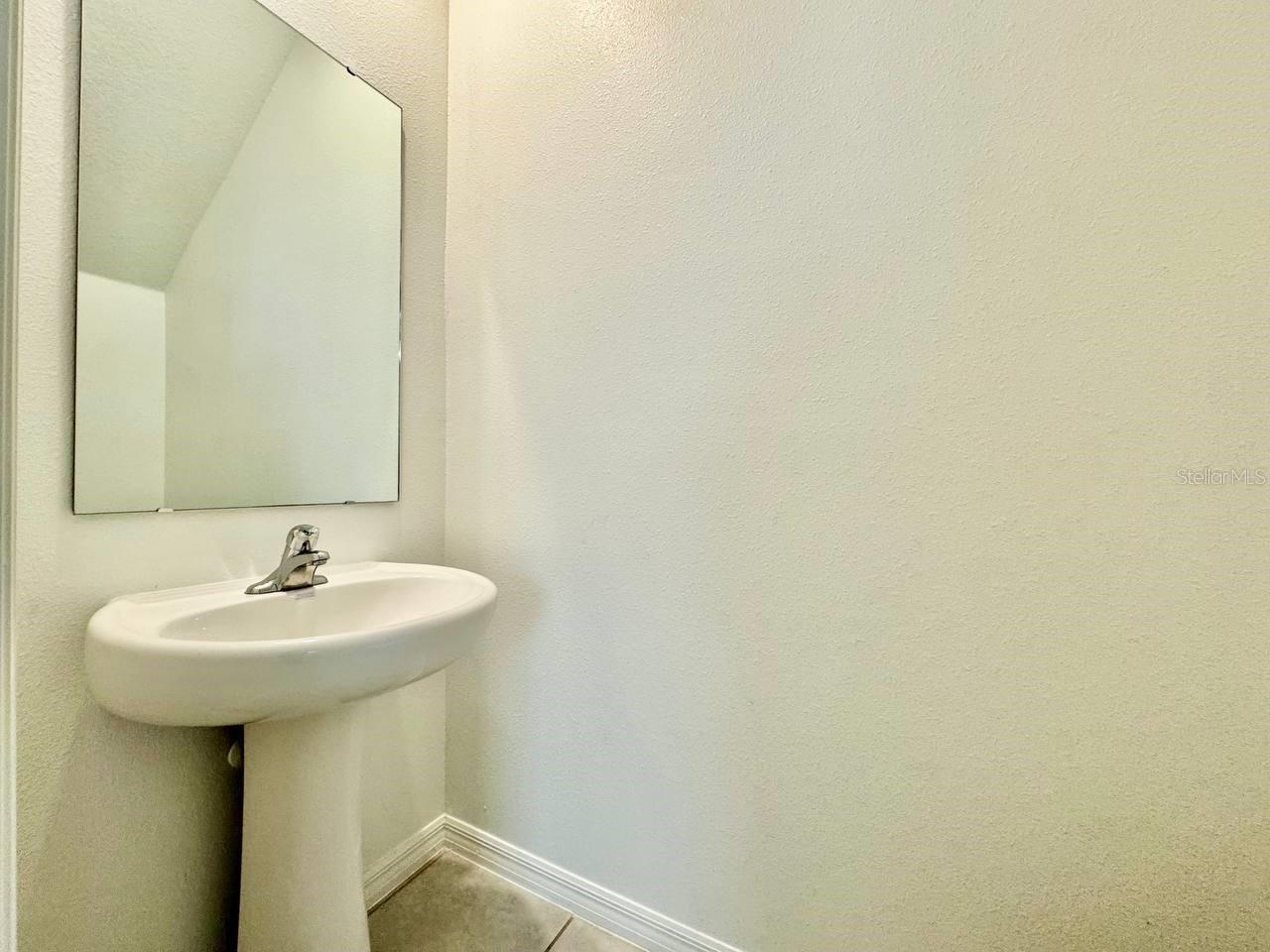 Image 13 of 39 For 6093 Acara Lane