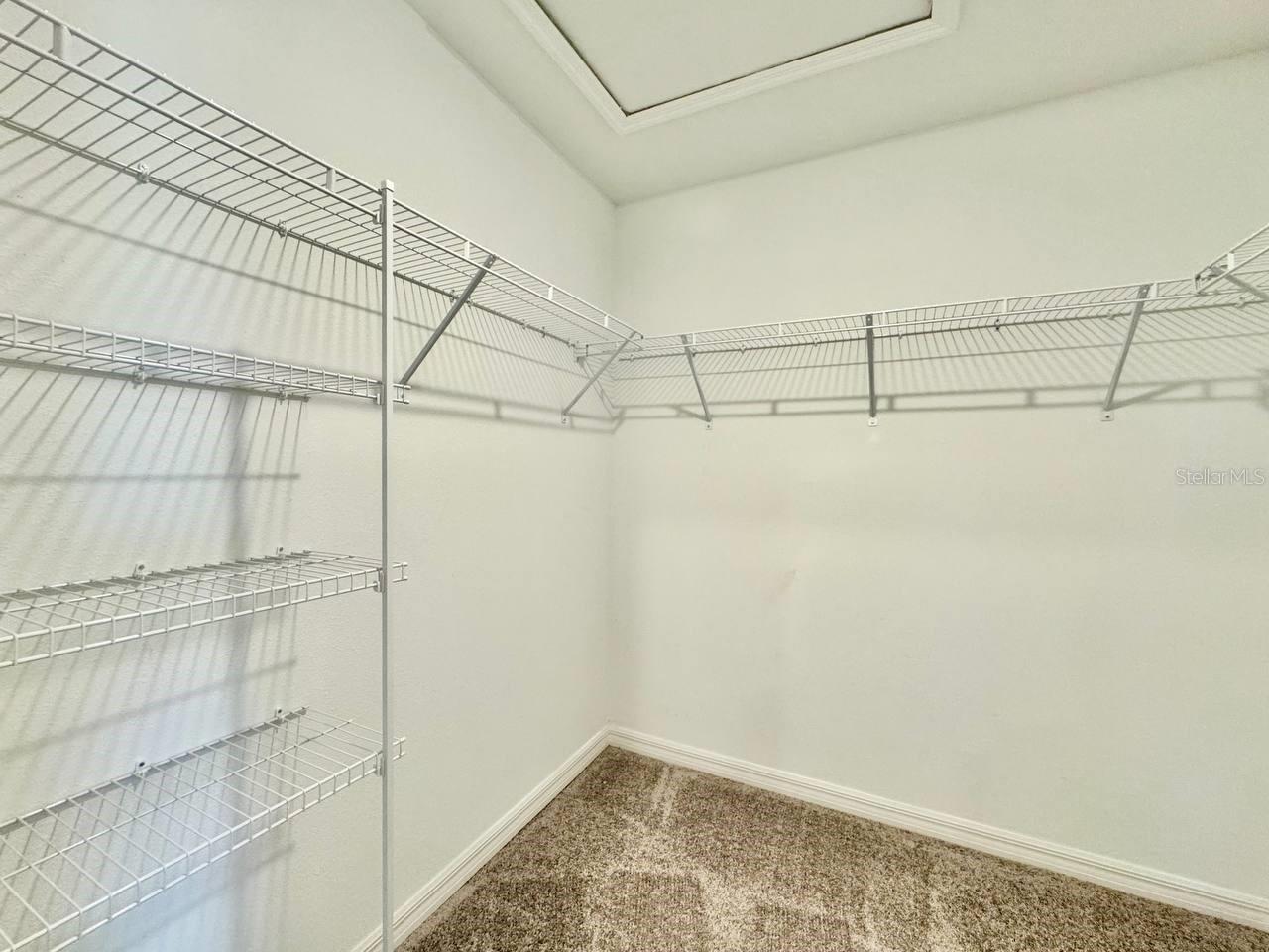 Image 26 of 39 For 6093 Acara Lane