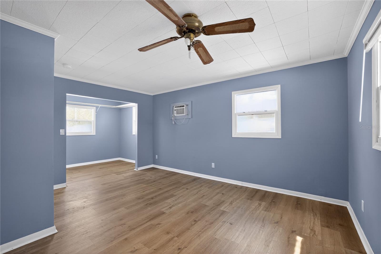 Image 15 of 28 For 6749 81st Avenue N