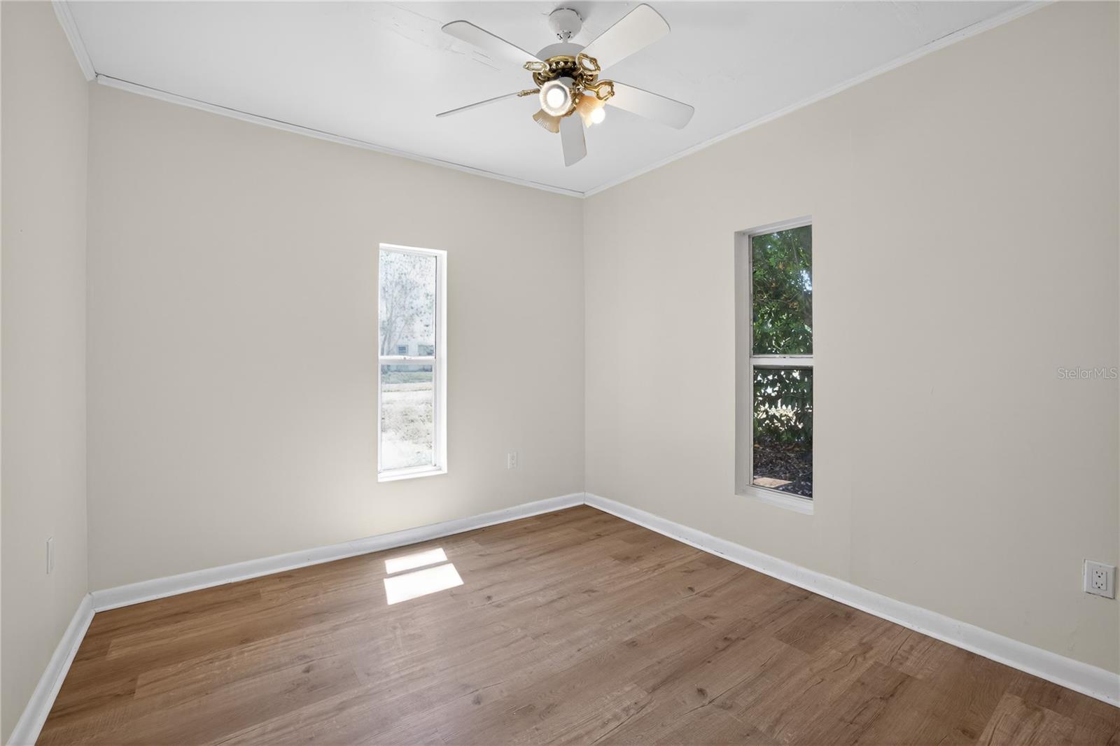 Image 19 of 28 For 6749 81st Avenue N