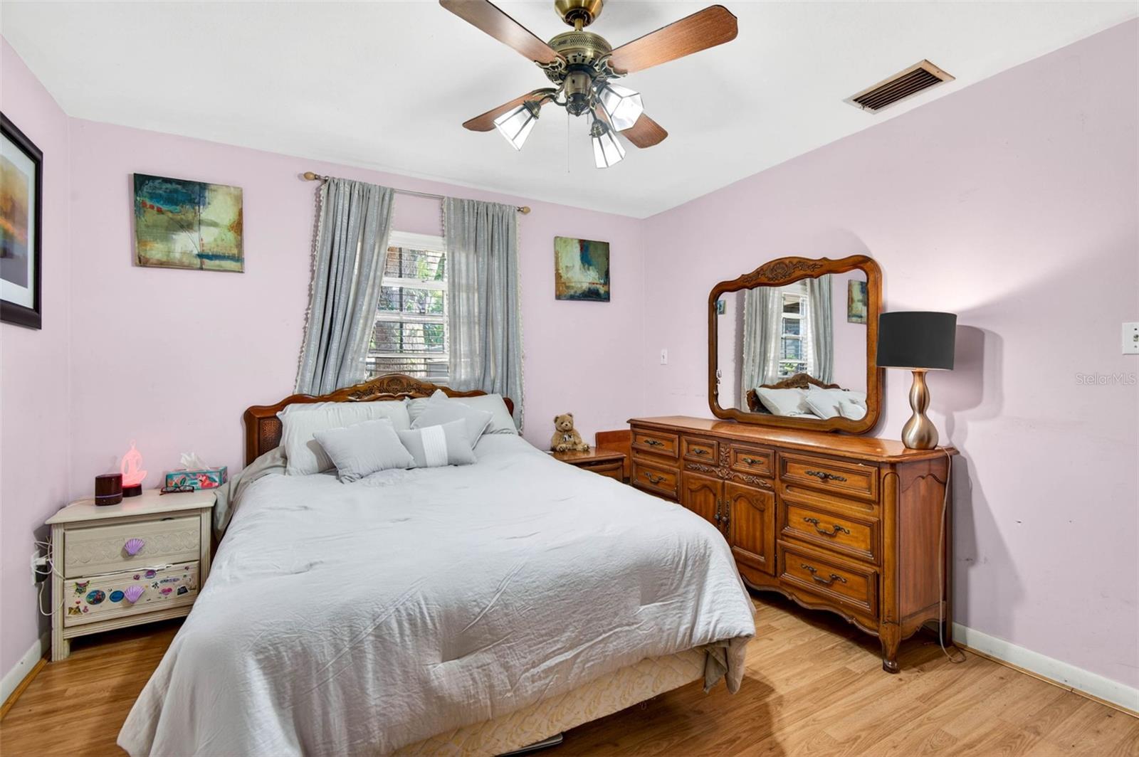 Image 9 of 20 For 1417 Yukon Street