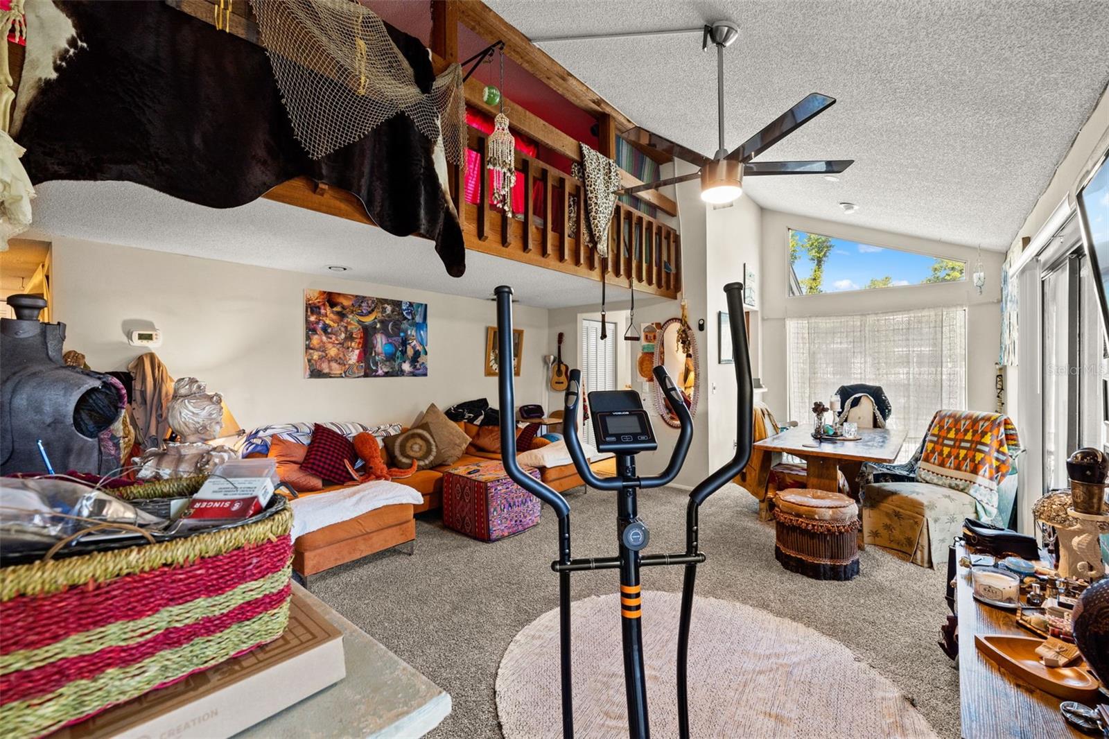 Image 15 of 41 For 2200 Bahia Vista Street B8