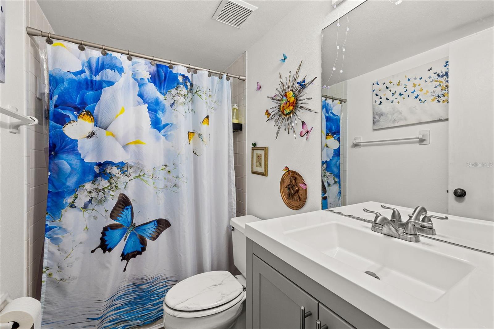 Image 22 of 41 For 2200 Bahia Vista Street B8