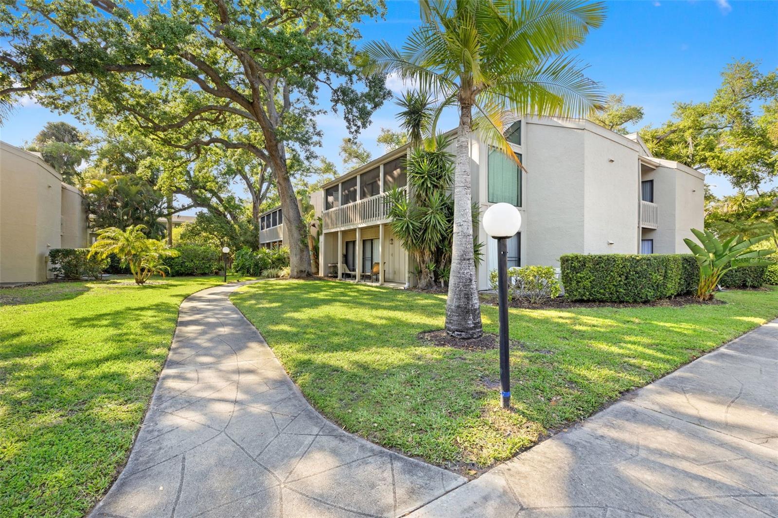 Image 3 of 41 For 2200 Bahia Vista Street B8