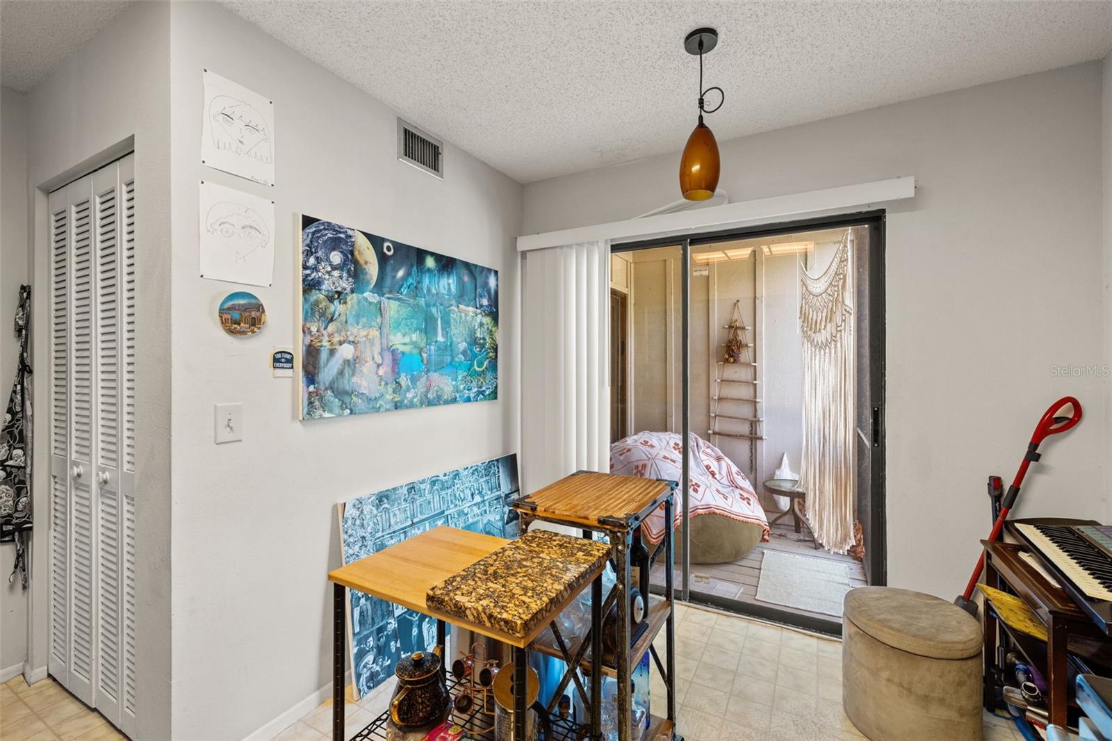 Image 31 of 41 For 2200 Bahia Vista Street B8