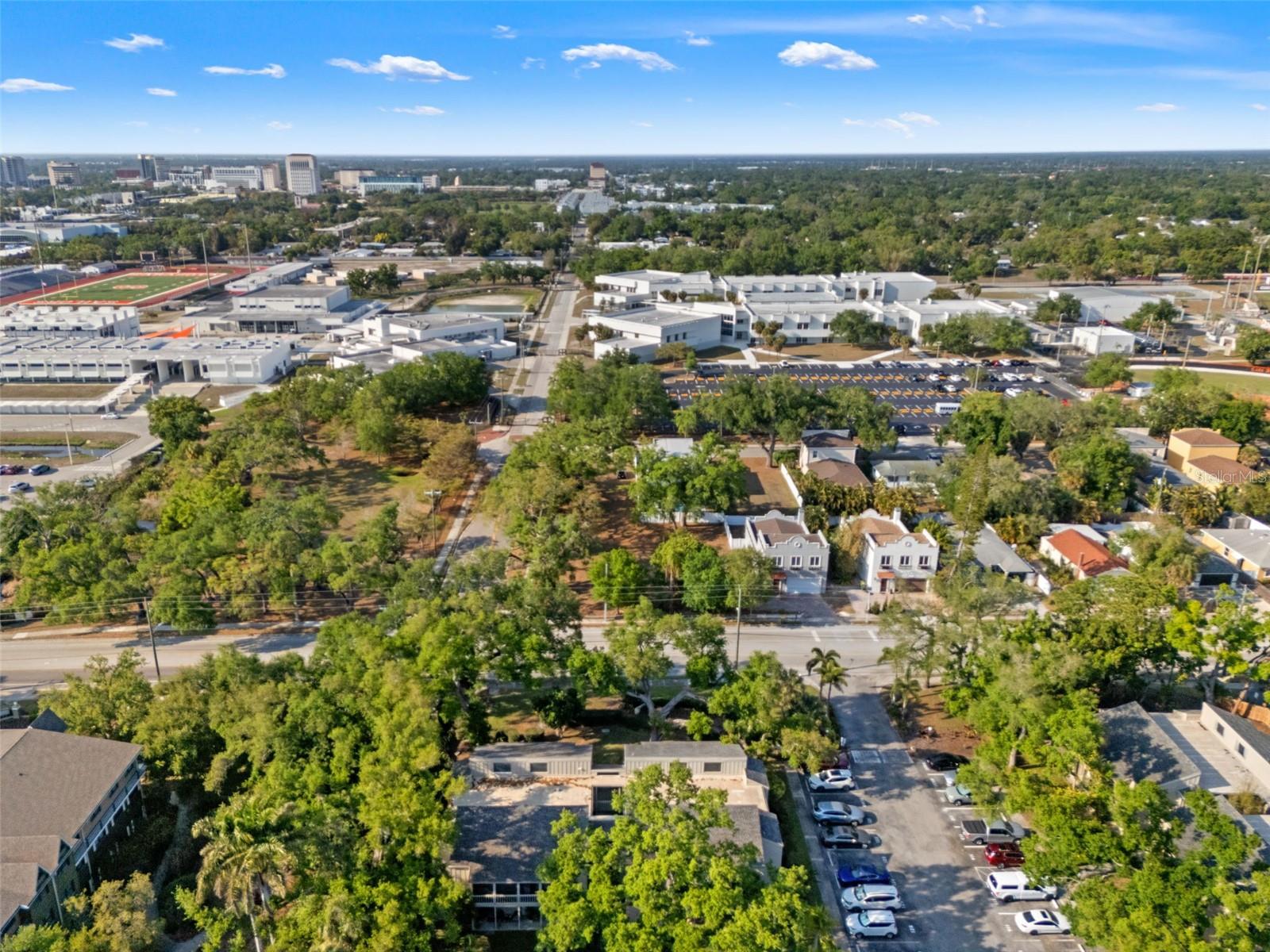 Image 38 of 41 For 2200 Bahia Vista Street B8