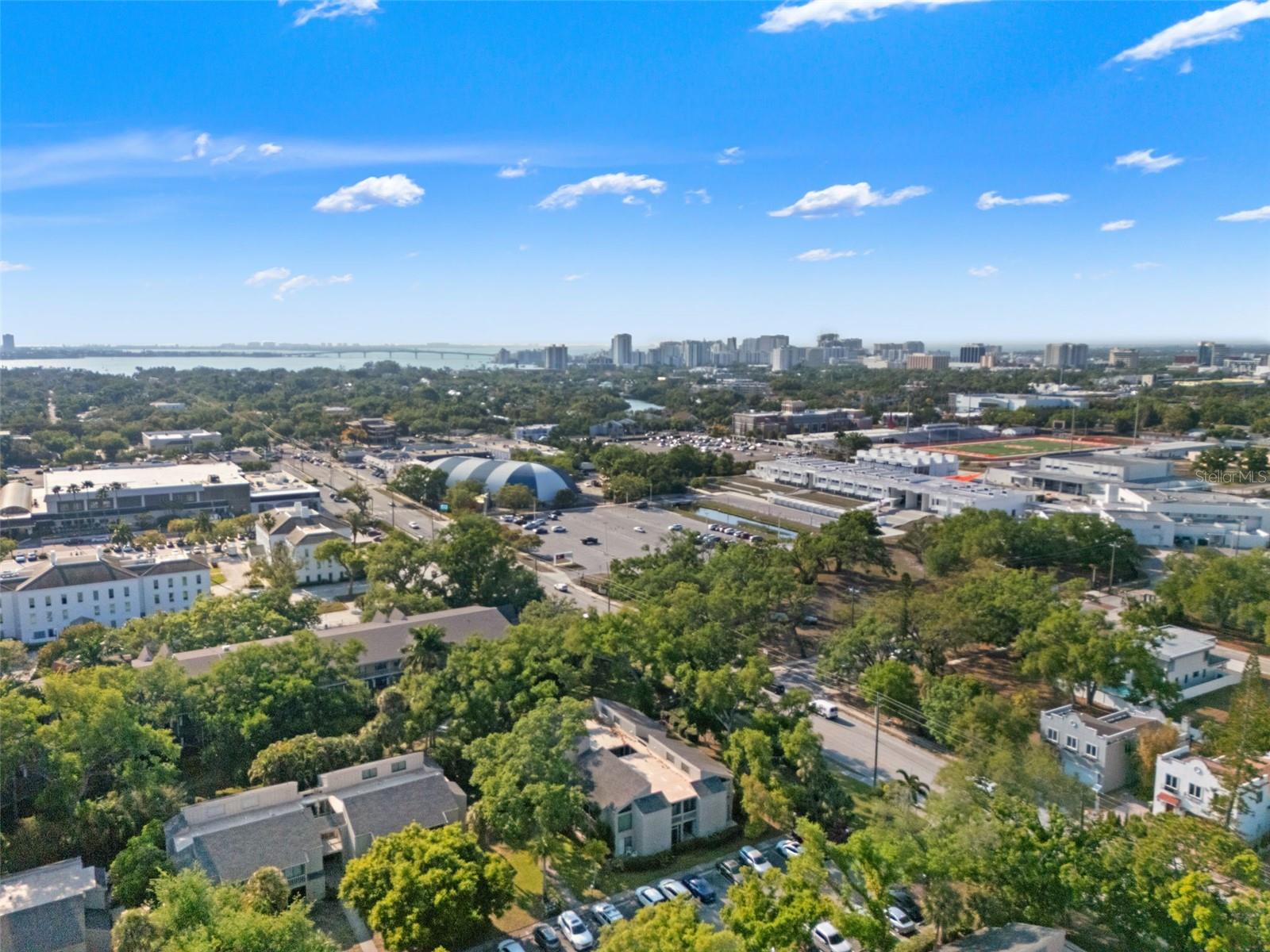 Image 39 of 41 For 2200 Bahia Vista Street B8