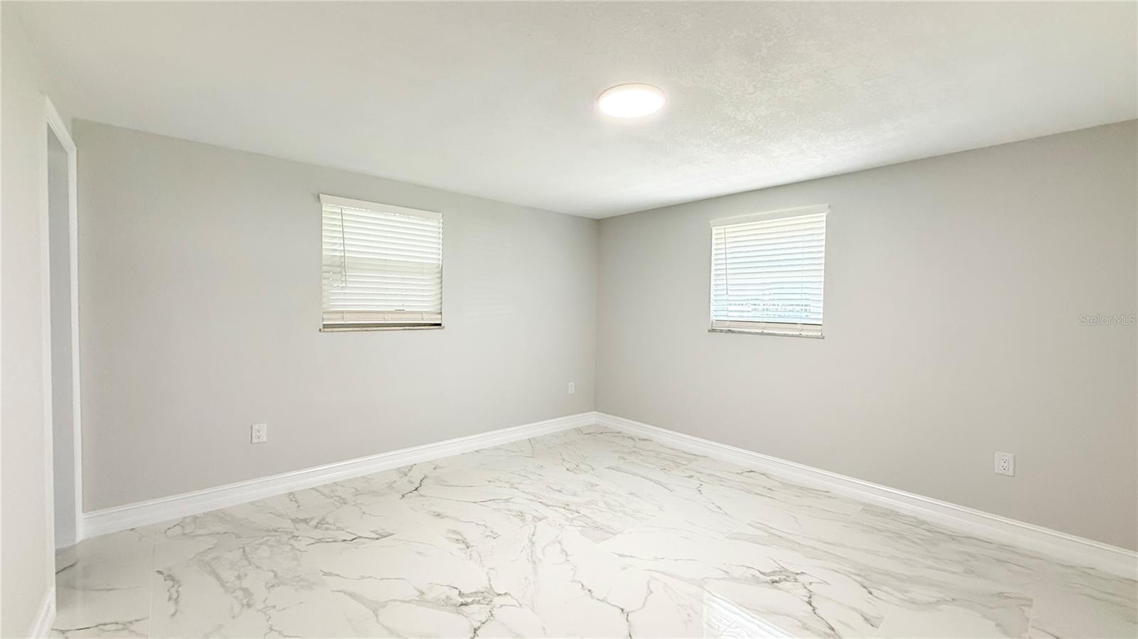 Image 14 of 16 For 4515 5th Street