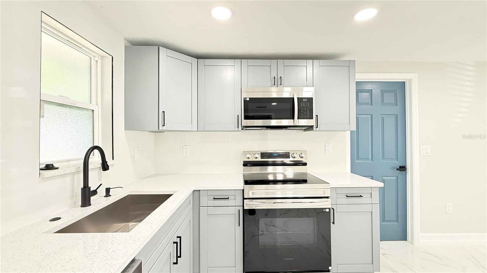 Image 4 of 16 For 4515 5th Street