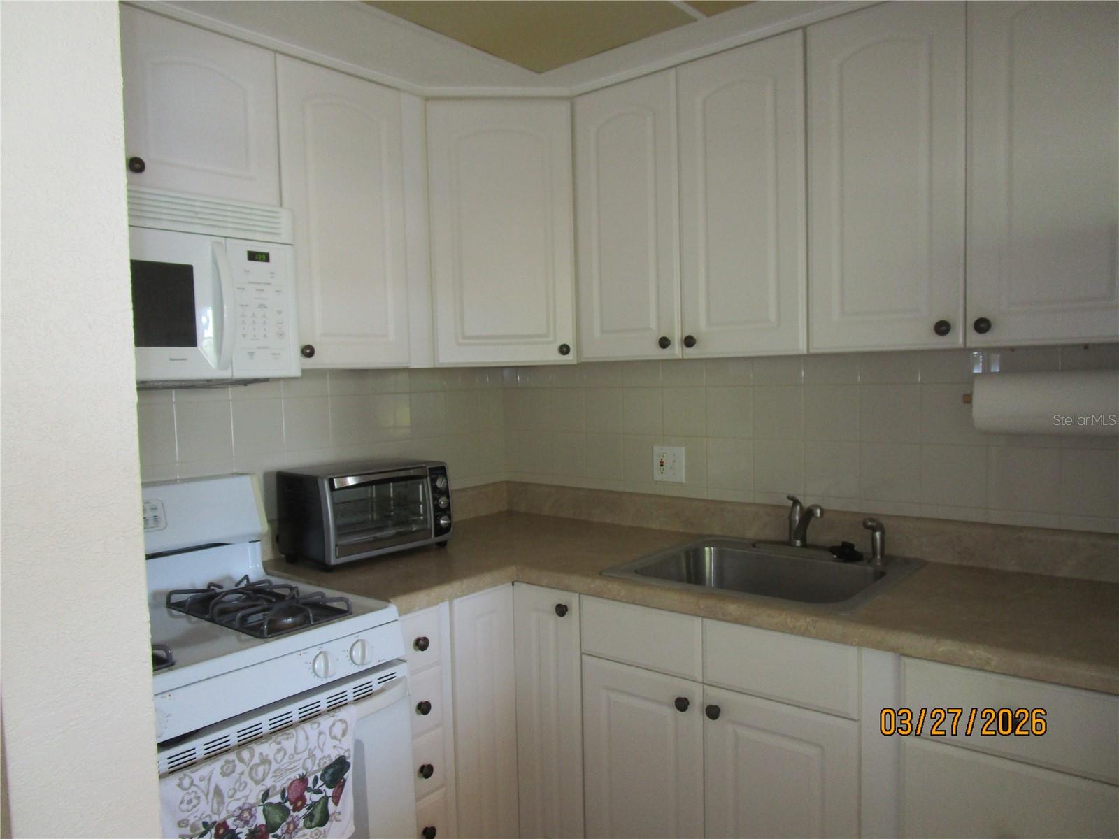 Image 13 of 27 For 6055 21st Street N 12