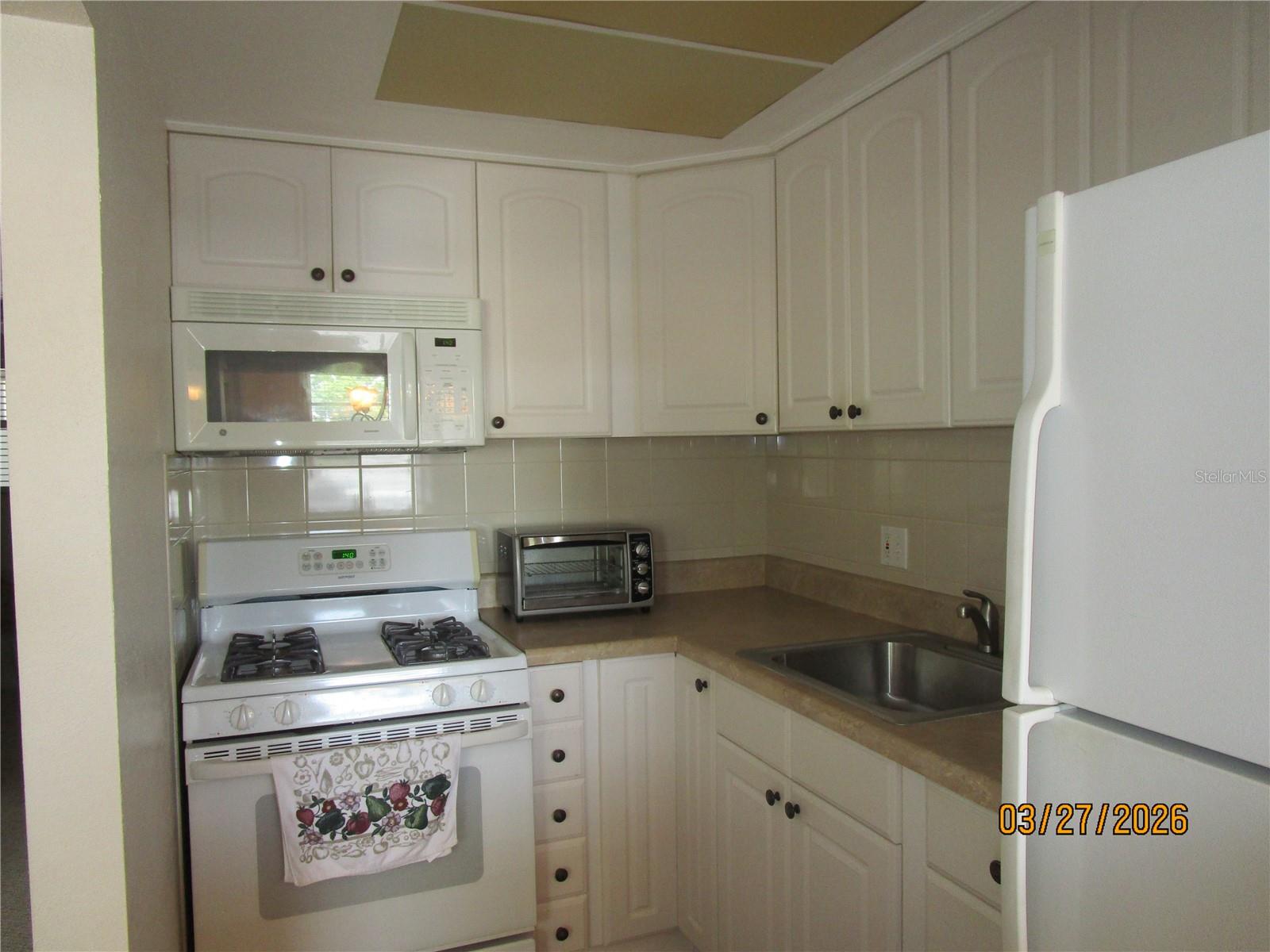 Image 15 of 27 For 6055 21st Street N 12