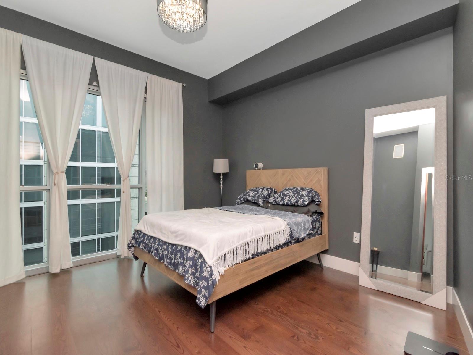 Image 18 of 42 For 111 12th Street 1821