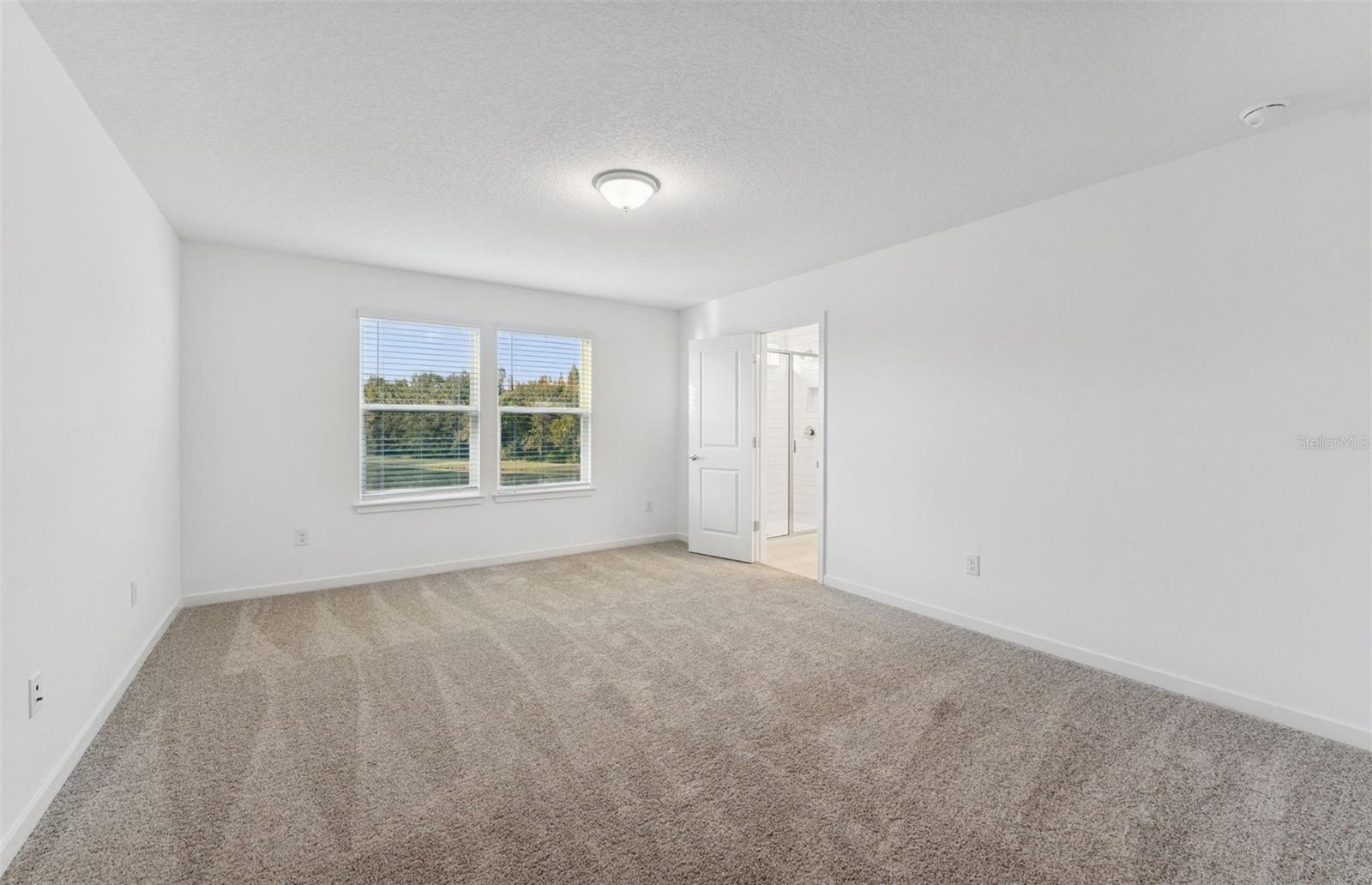 Image 13 of 35 For 9752 Crescent Moon Drive